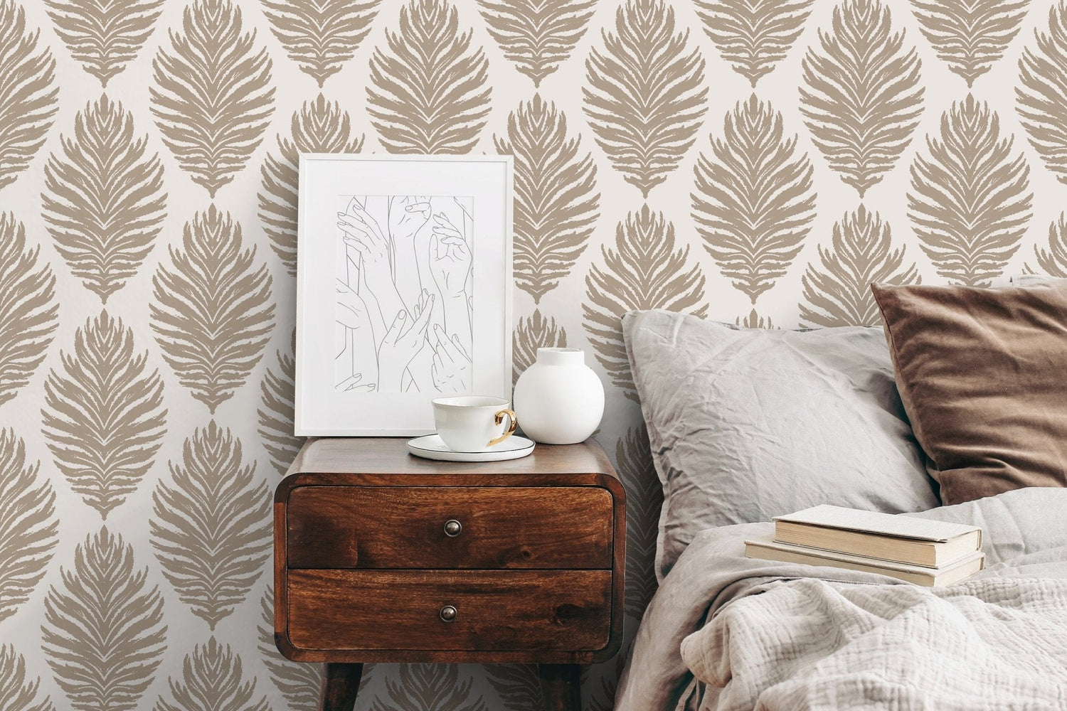 Elegant Feather Impressions Wallpaper - C508 - WallTrend