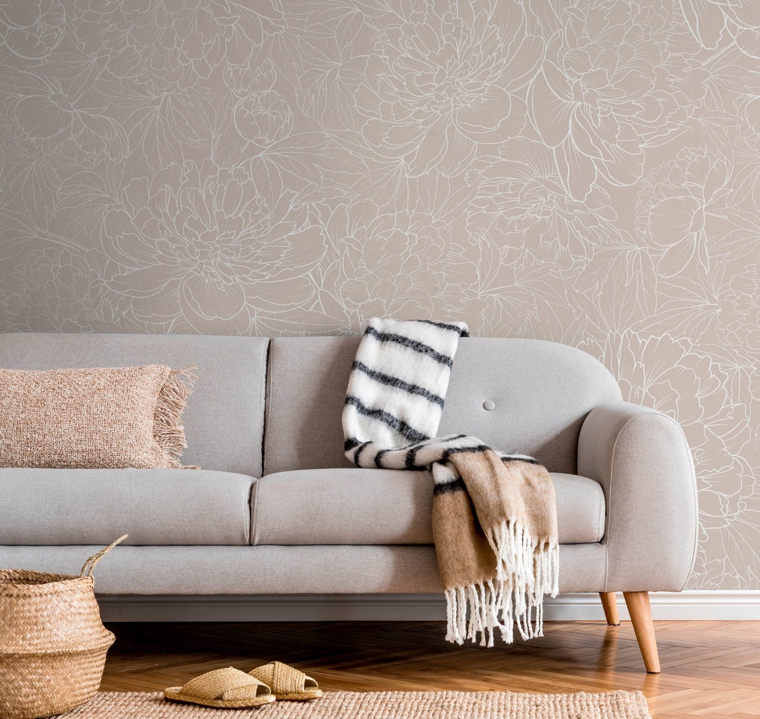 Elegant Floral Harmony Wallpaper - C282 - WallTrend