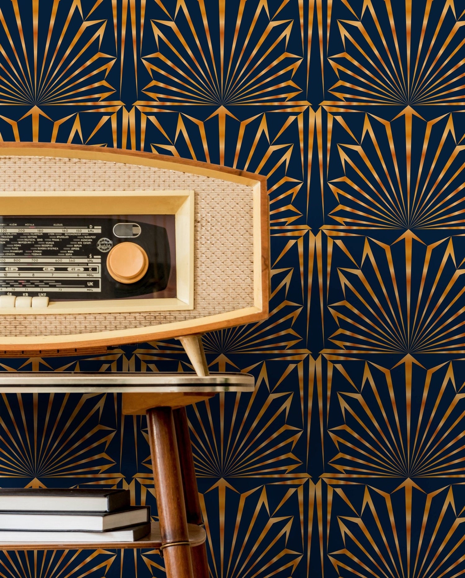 Geometric Starburst Wallpaper - B545 - WallTrend