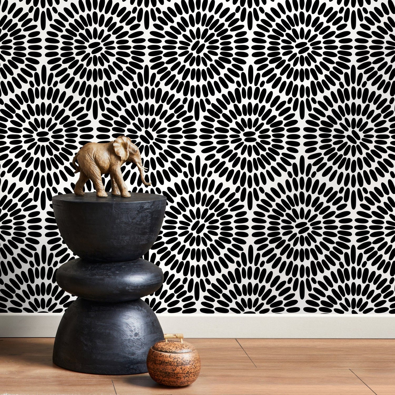 Geometric Sunburst Wallpaper - B811 - WallTrend