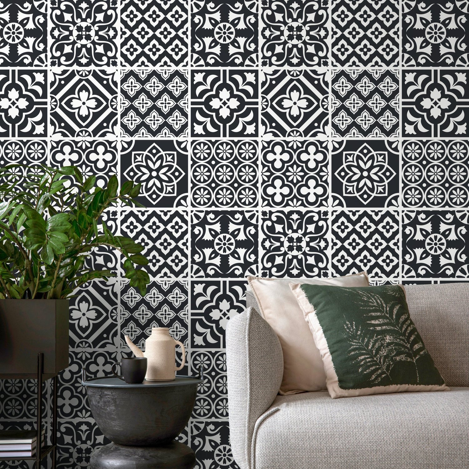 Monochrome Elegance Wallpaper - B702 - WallTrend