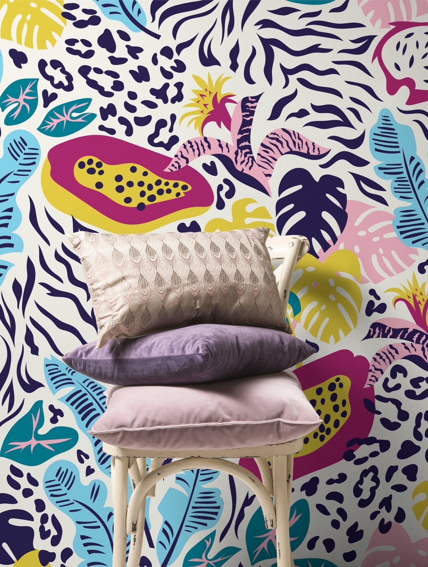 Tropical Safari Wallpaper - C396 - WallTrend