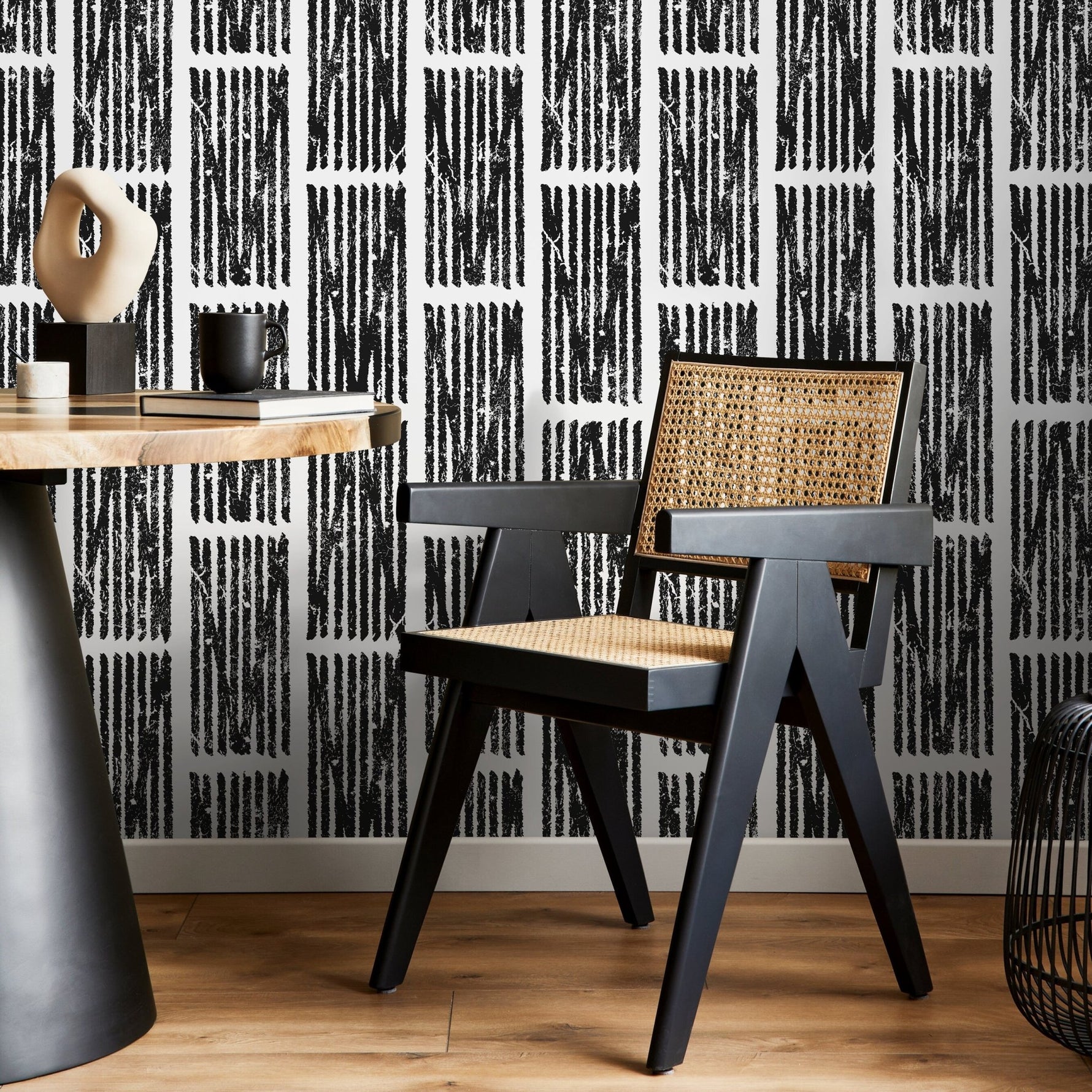 Abstract Brushstroke Lines Wallpaper - C550 - WallTrend