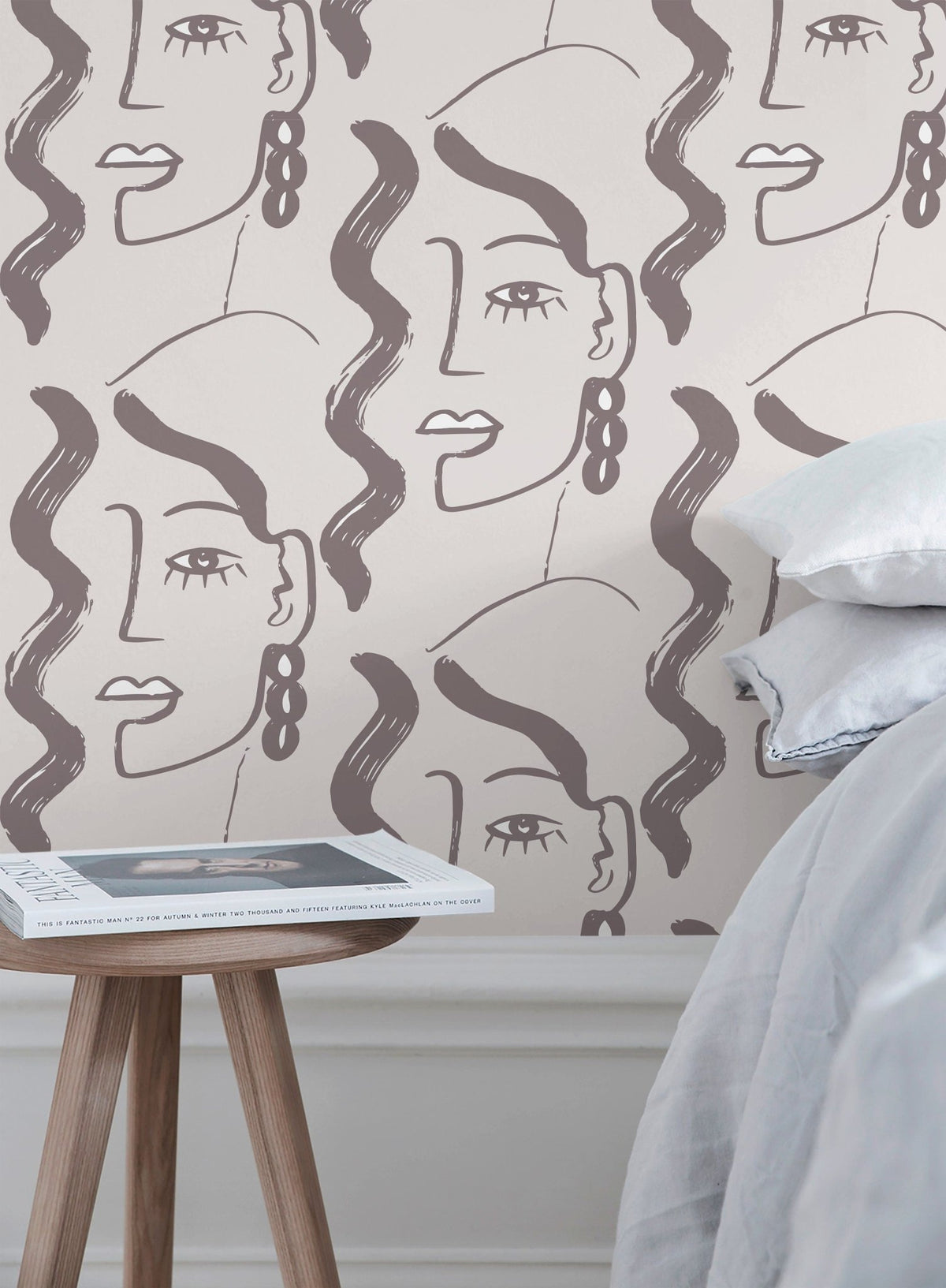 Abstract Feminine Faces Wallpaper - C093 - WallTrend