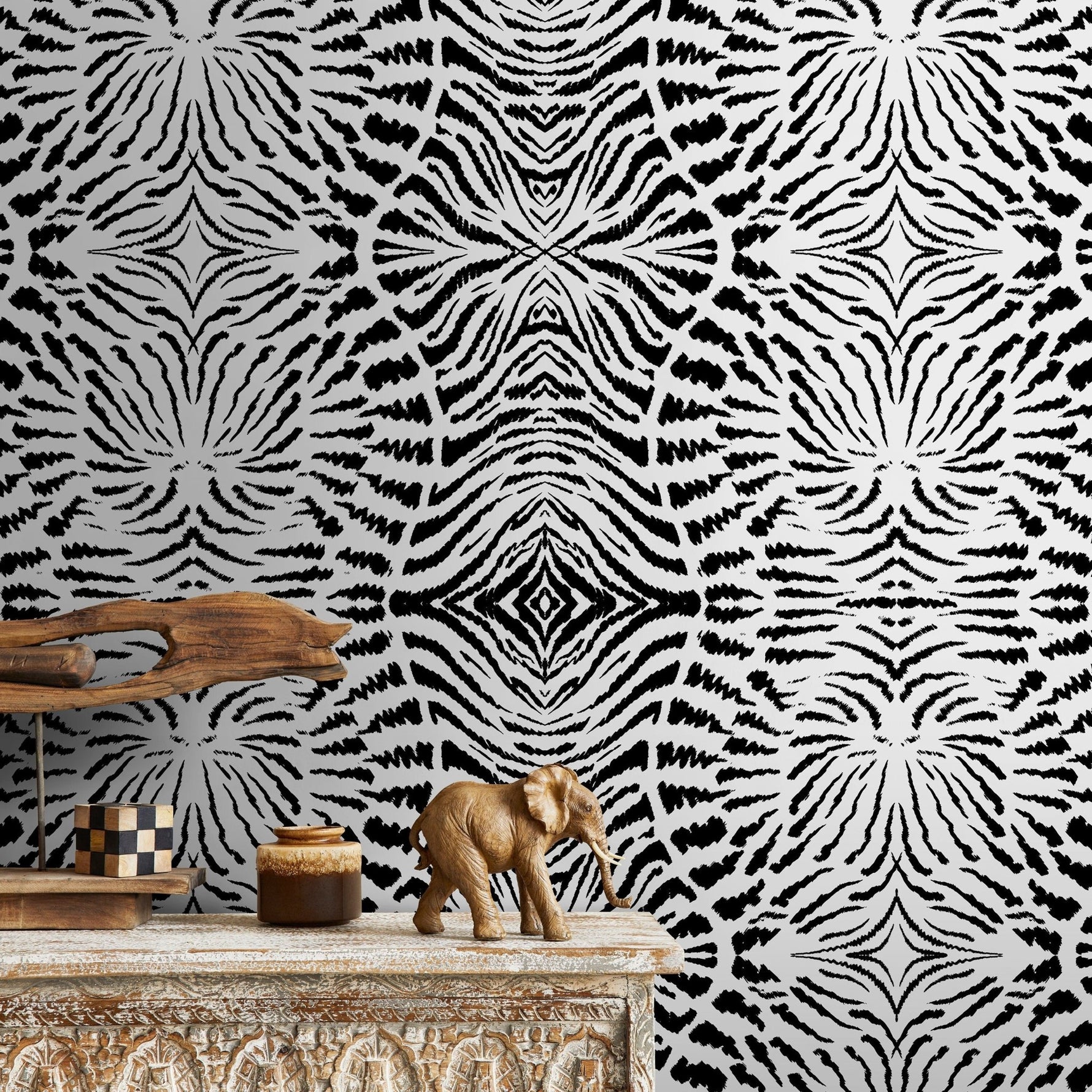 Abstract Zebra Stripes Wallpaper - C548 - WallTrend