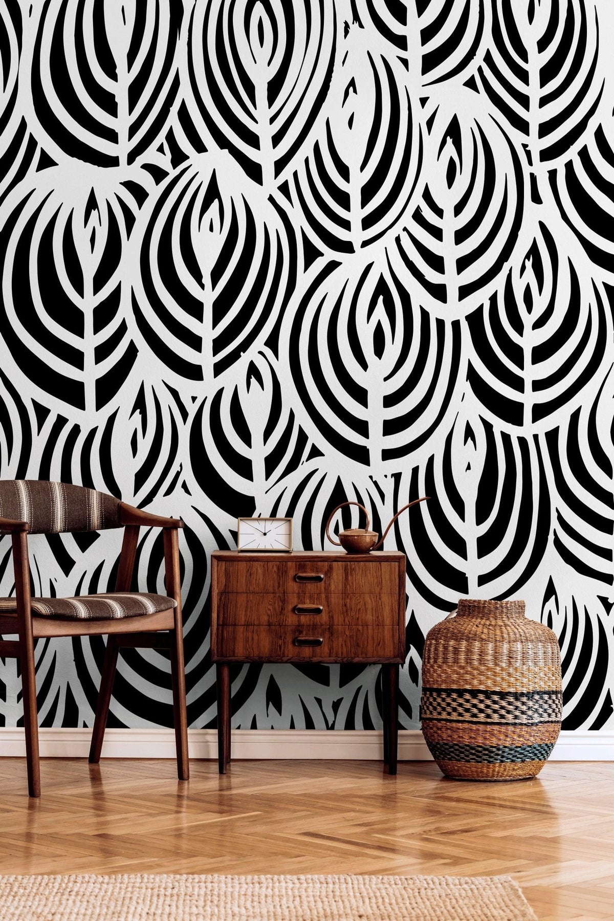 Art Deco Black and White Leaf Wallpaper - C114 - WallTrend