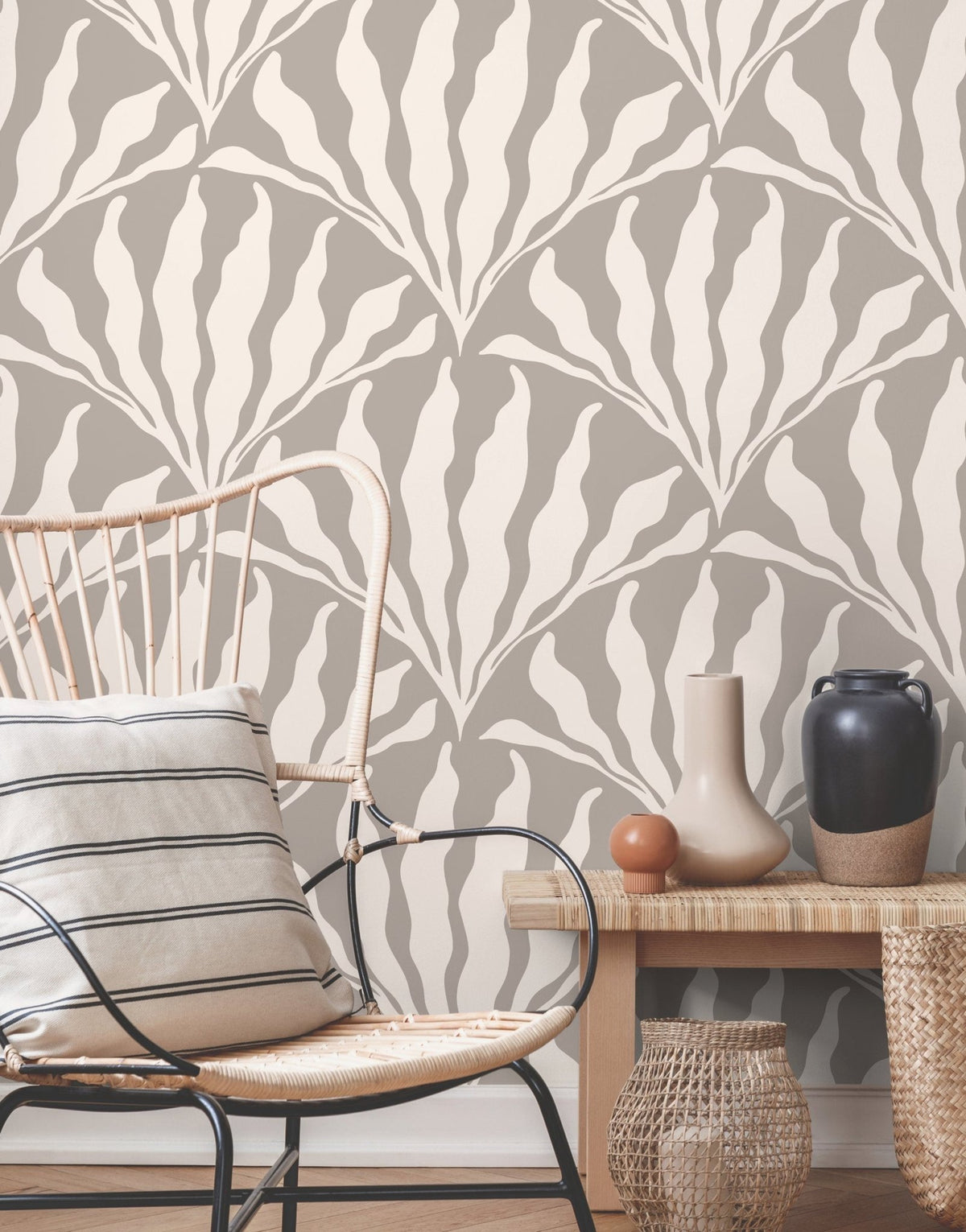 Art Deco Fan Pattern Wallpaper - C418 - WallTrend