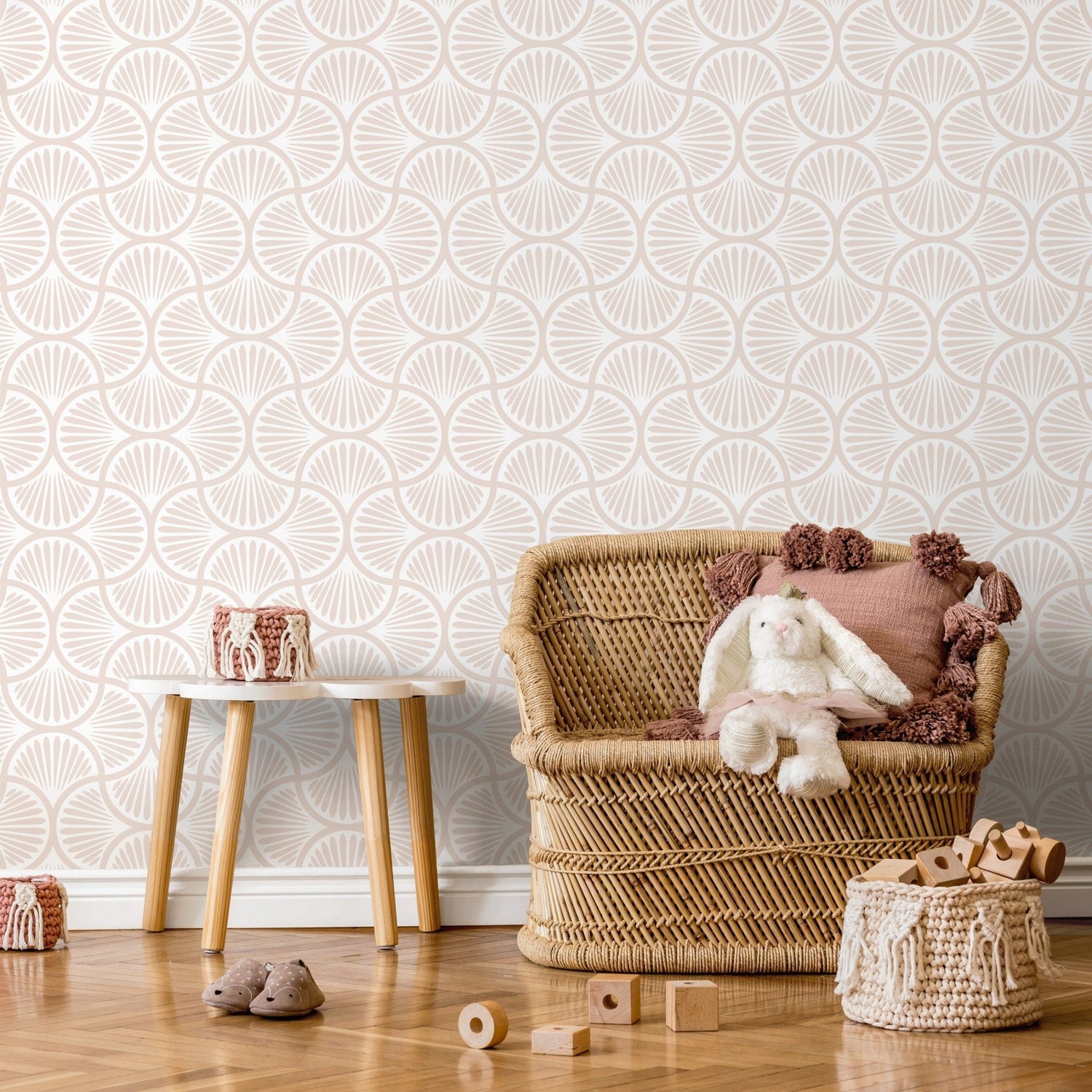 Art Deco Shell Fan Pattern Wallpaper - B939 - WallTrend