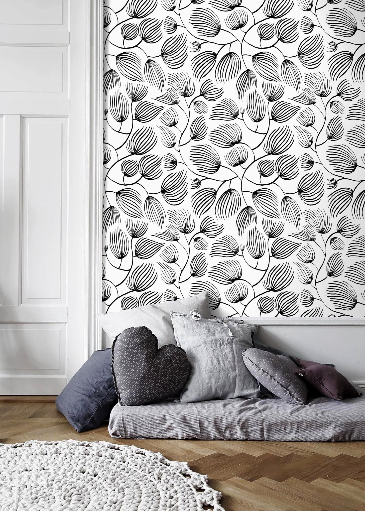 Black and White Floral Art Wallpaper - C680 - WallTrend