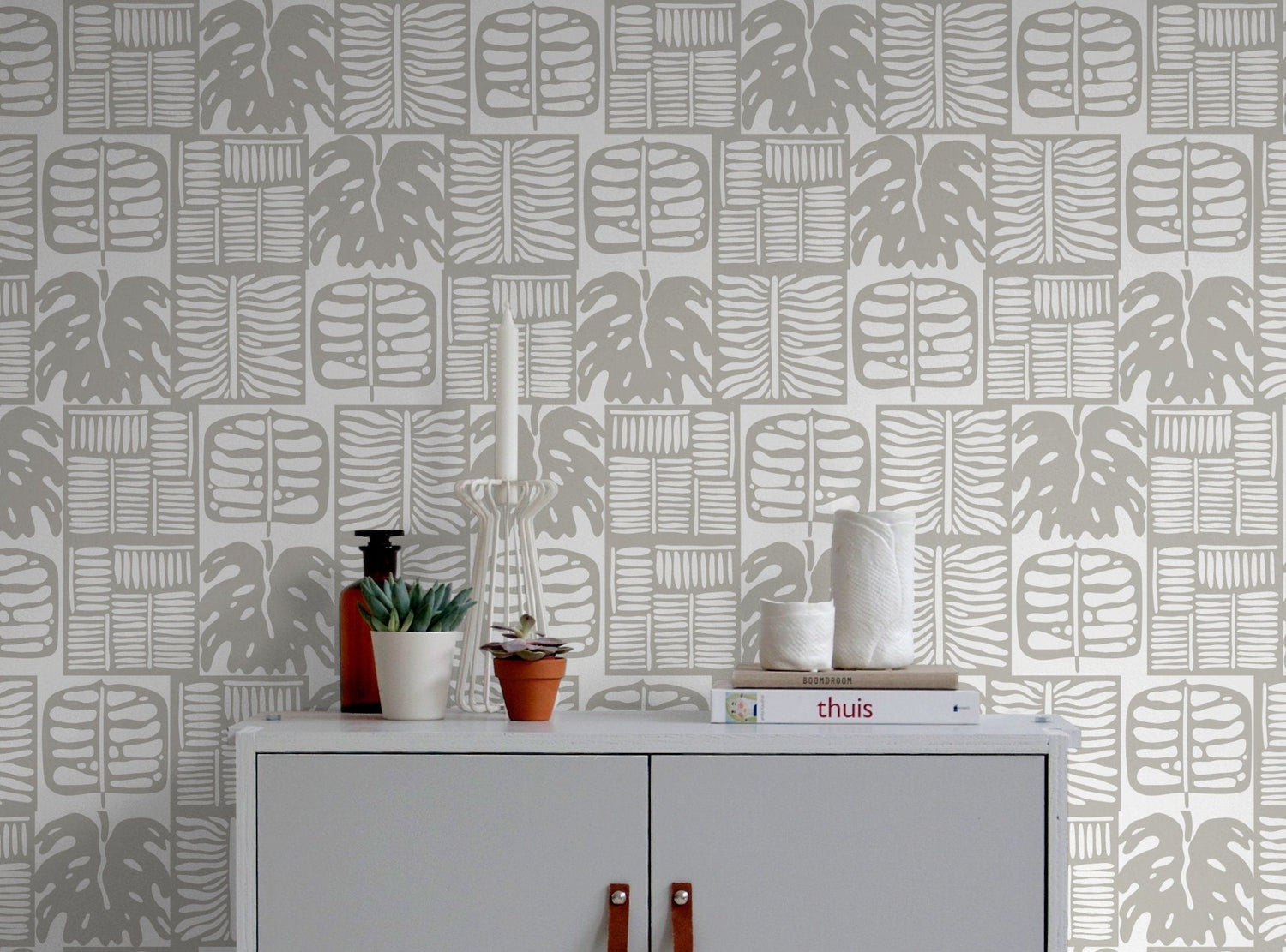 Botanical Monochrome Leaf Pattern Wallpaper - C234 - WallTrend