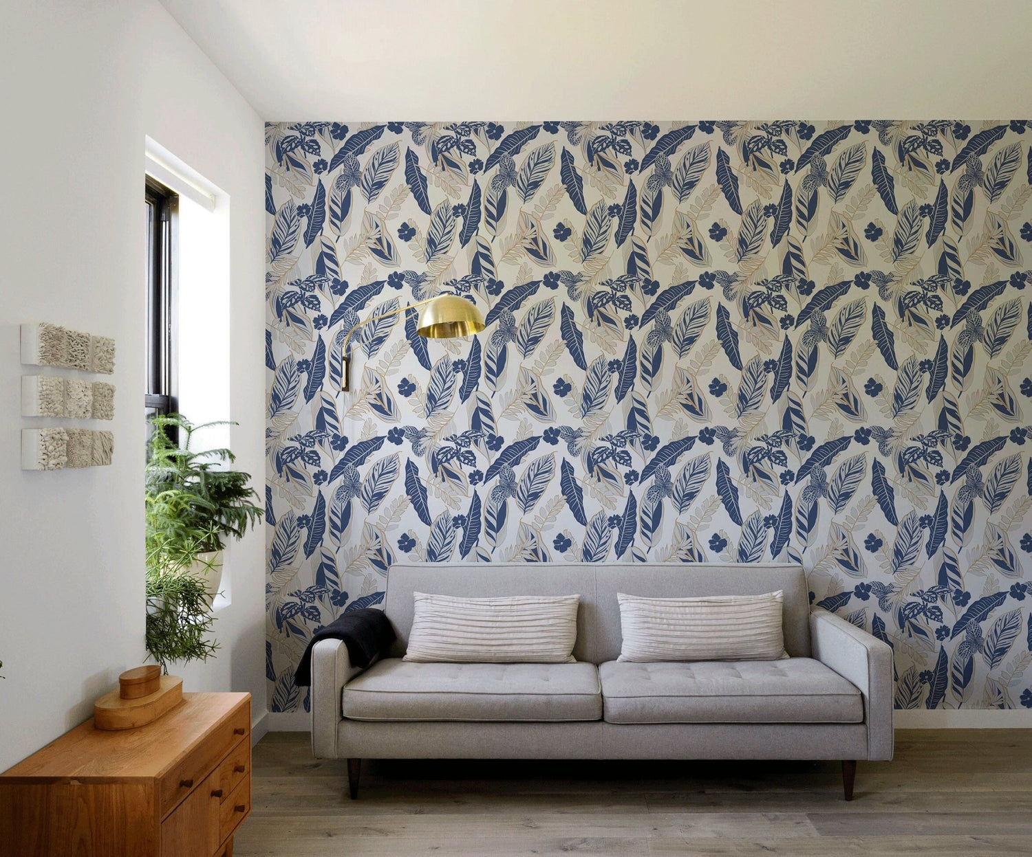 Botanical Navy and Gold Elegance Wallpaper - B424 - WallTrend