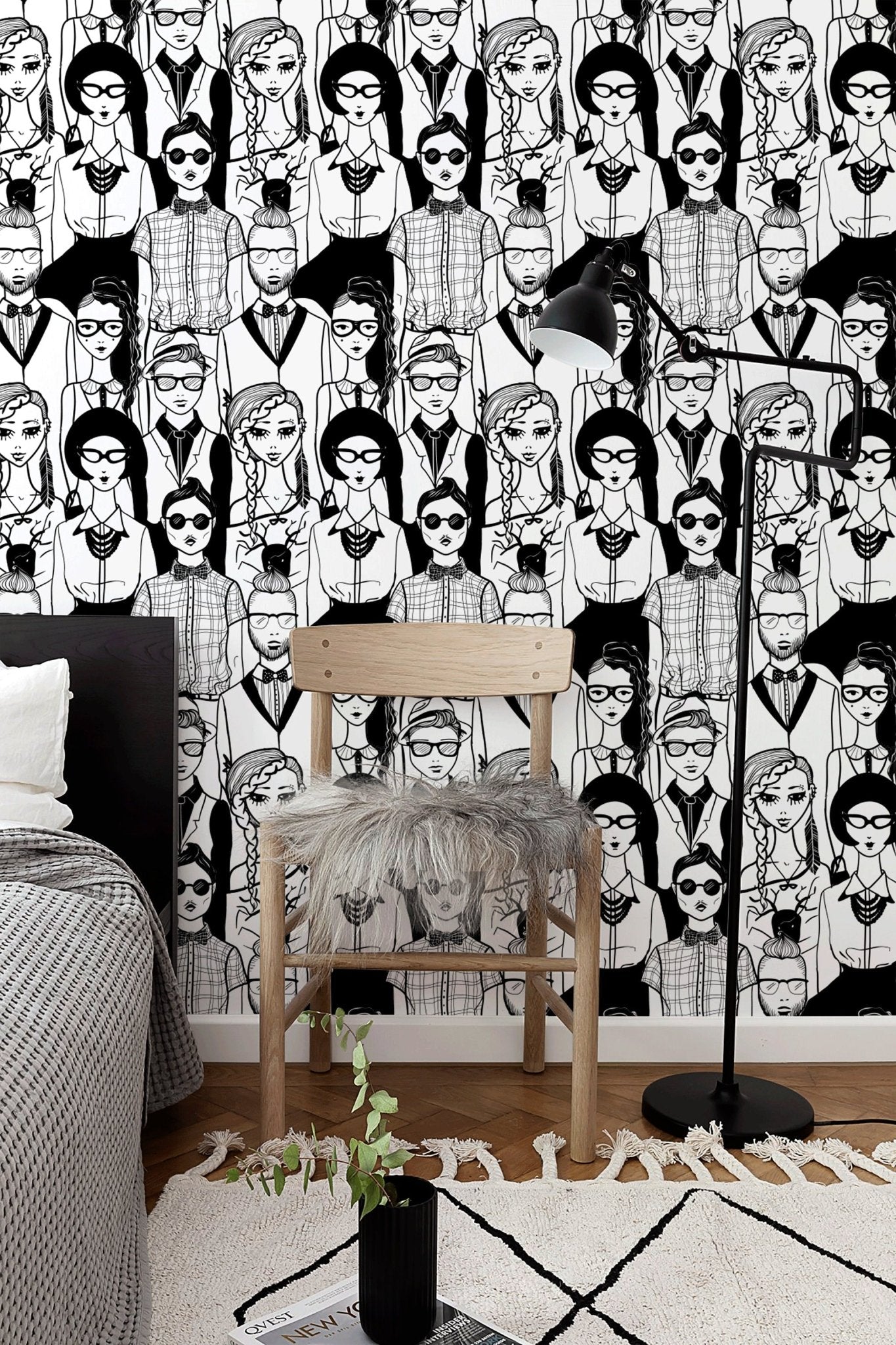 Chic Fashionista Wallpaper - B295 - WallTrend