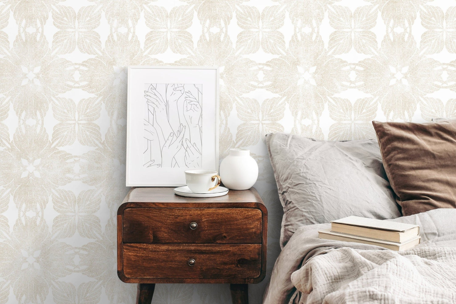 Chic Geometric Shapes Wallpaper - C870 - WallTrend