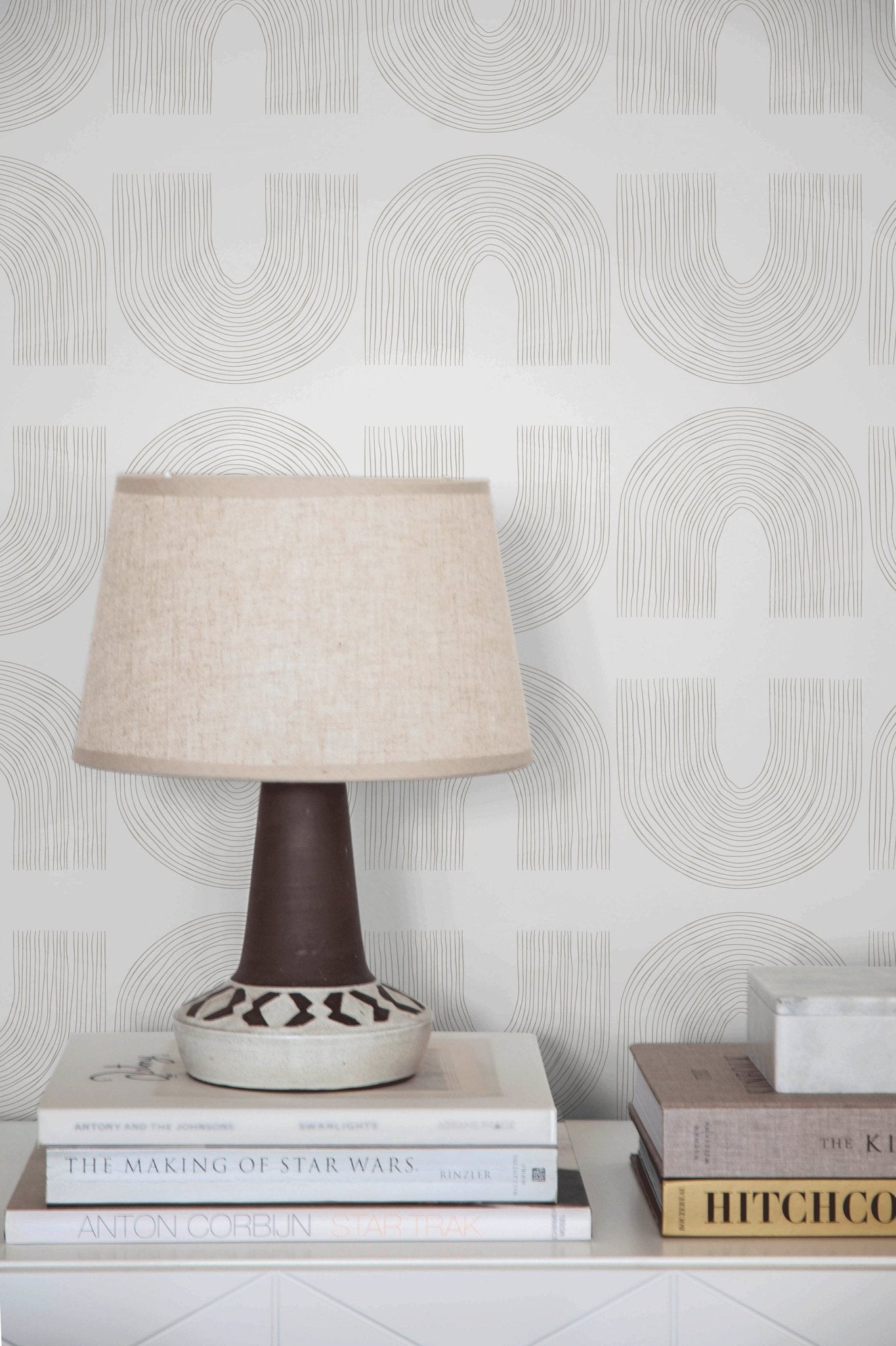 Curved Line Art Wallpaper - C197 - WallTrend