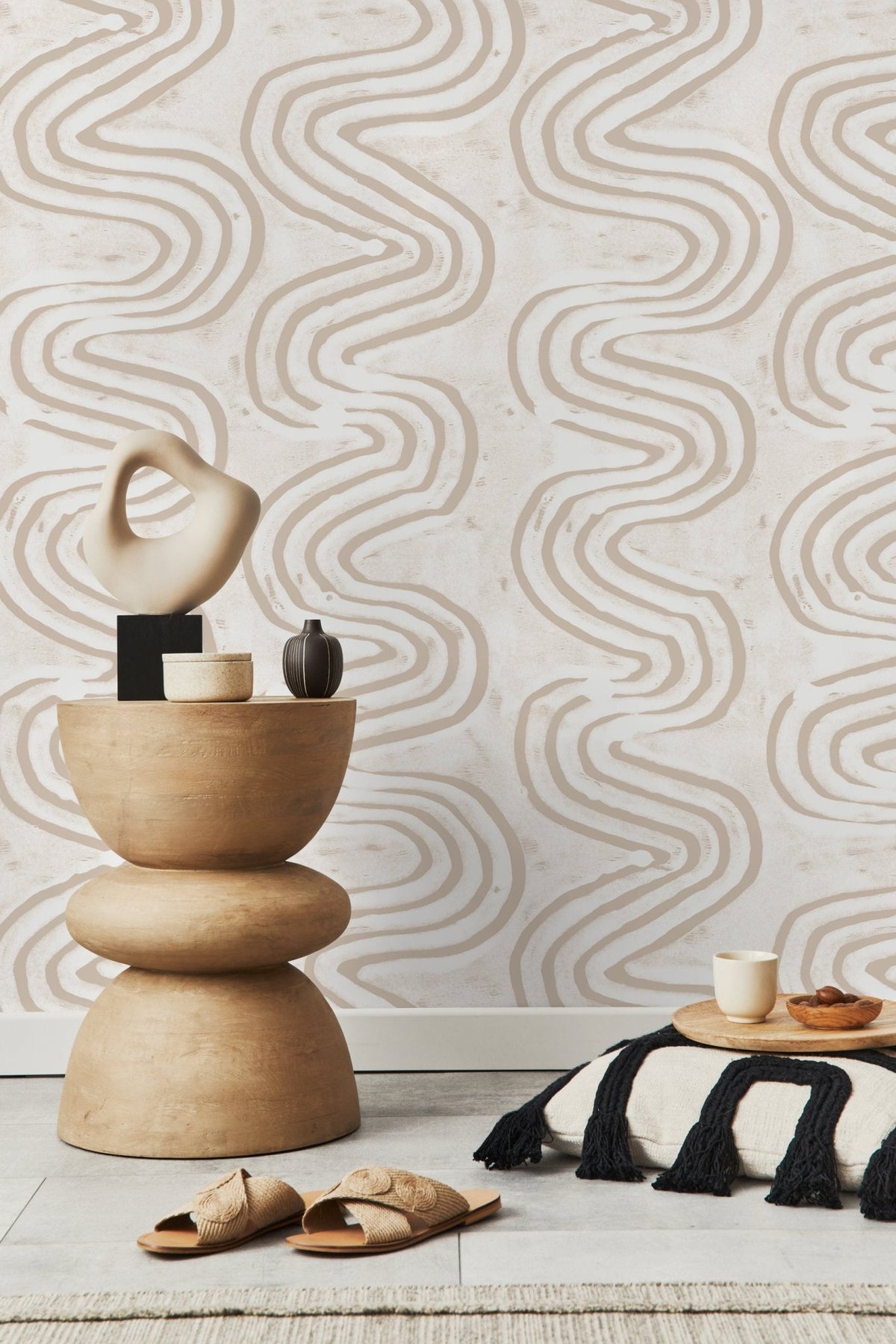 Curvilinear Charm Wallpaper - X093 - WallTrend