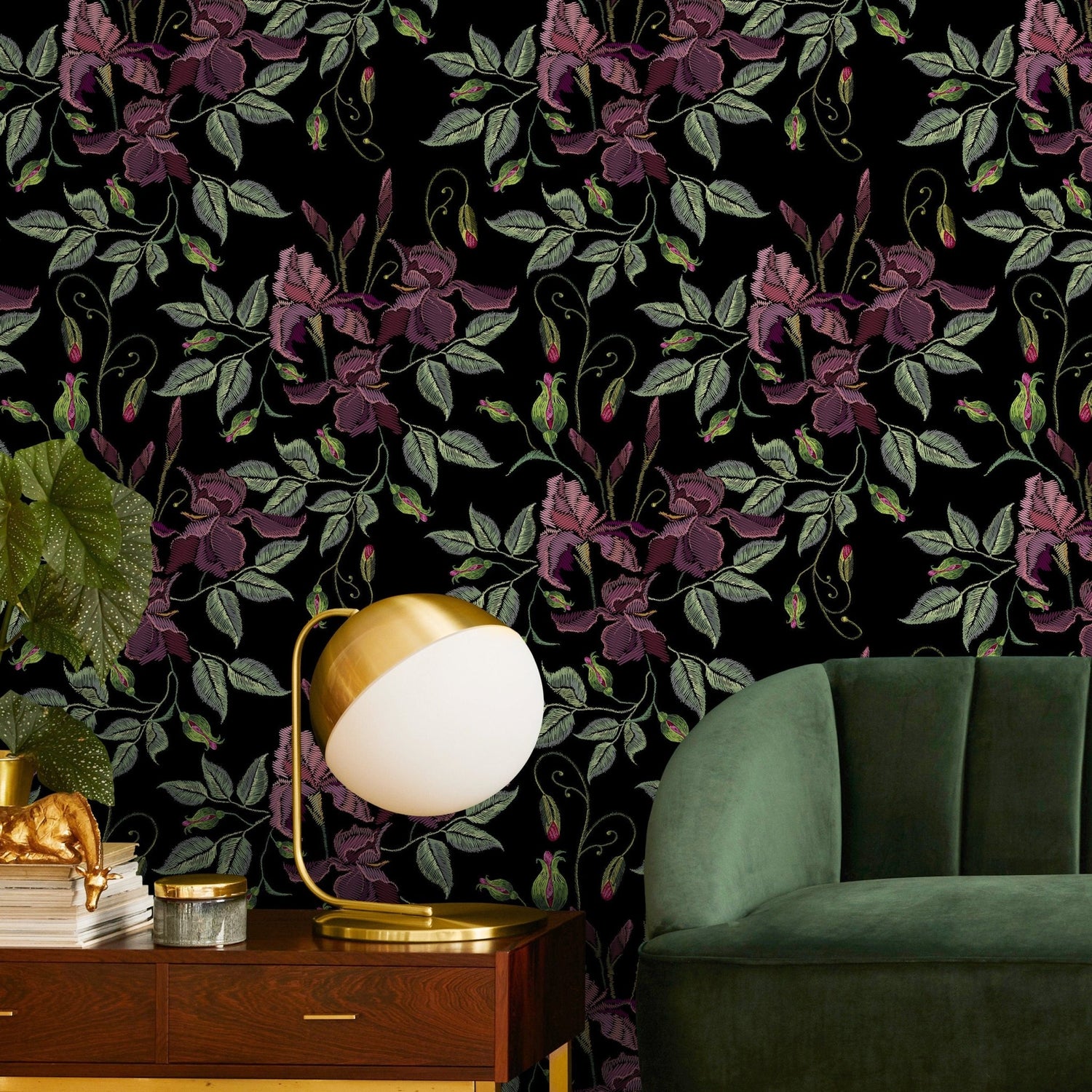 Dark Floral Wallpaper Vintage Garden Wallpaper Peel and Stick and Traditional Wallpaper - D868 - WallTrend