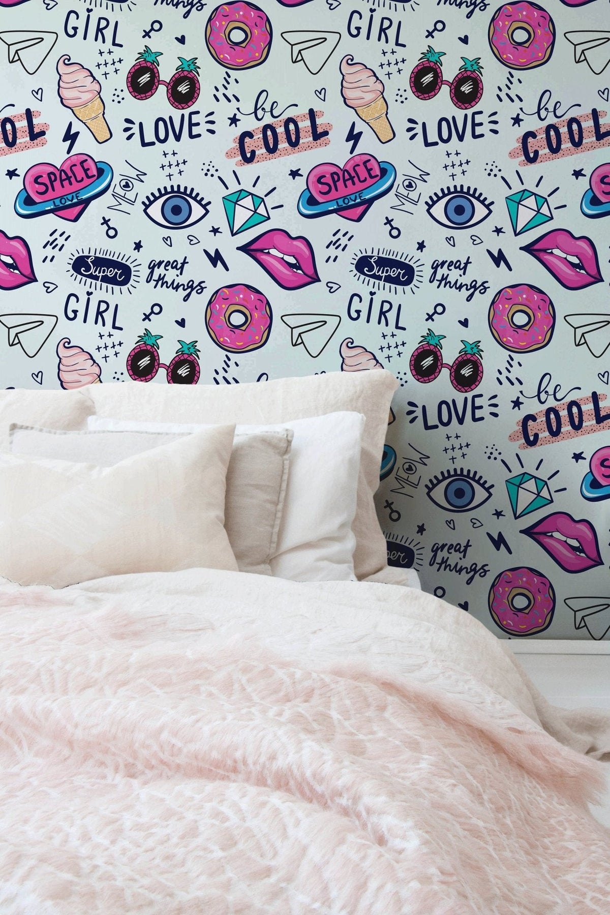 Eclectic Pop Art Wallpaper - B531 - WallTrend