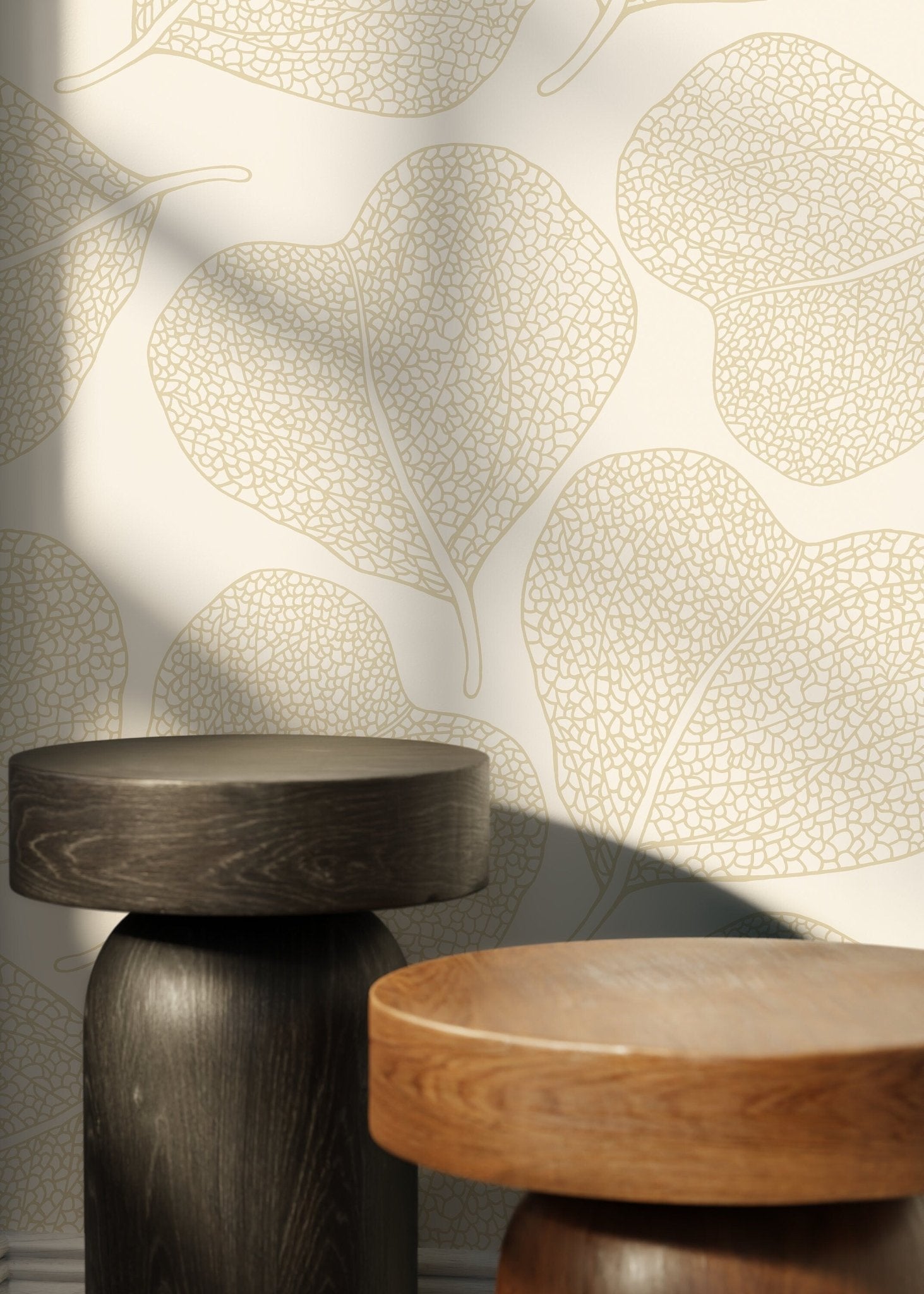 Elegance Leaf Pattern Wallpaper - C933 - WallTrend