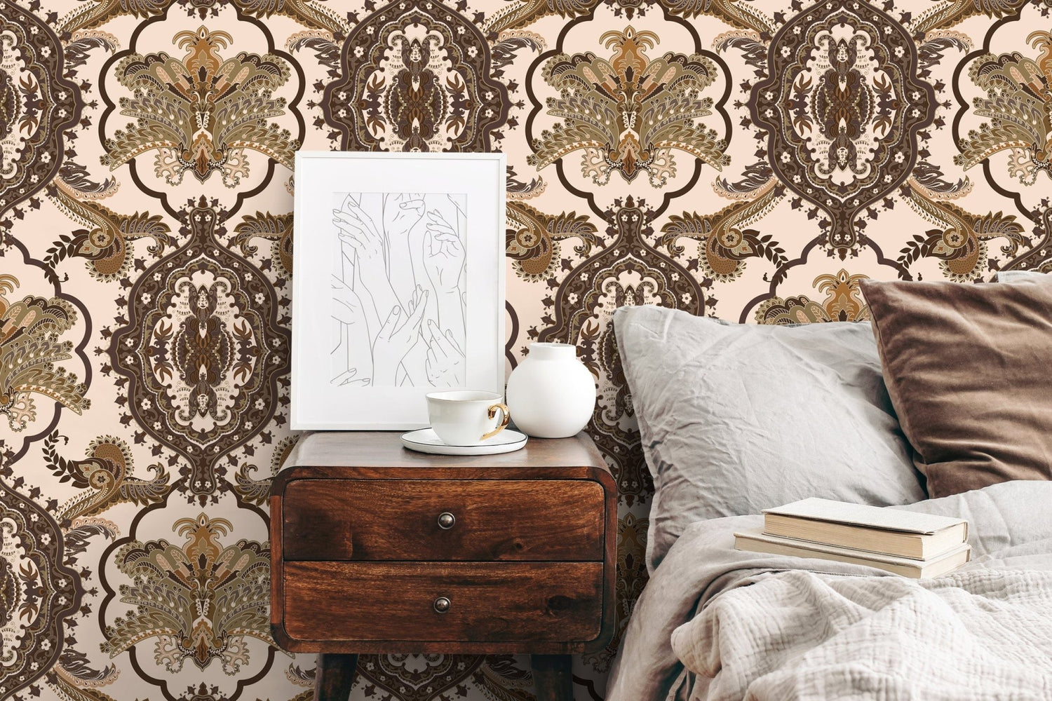 Elegant Baroque Paisley Wallpaper - C701 - WallTrend