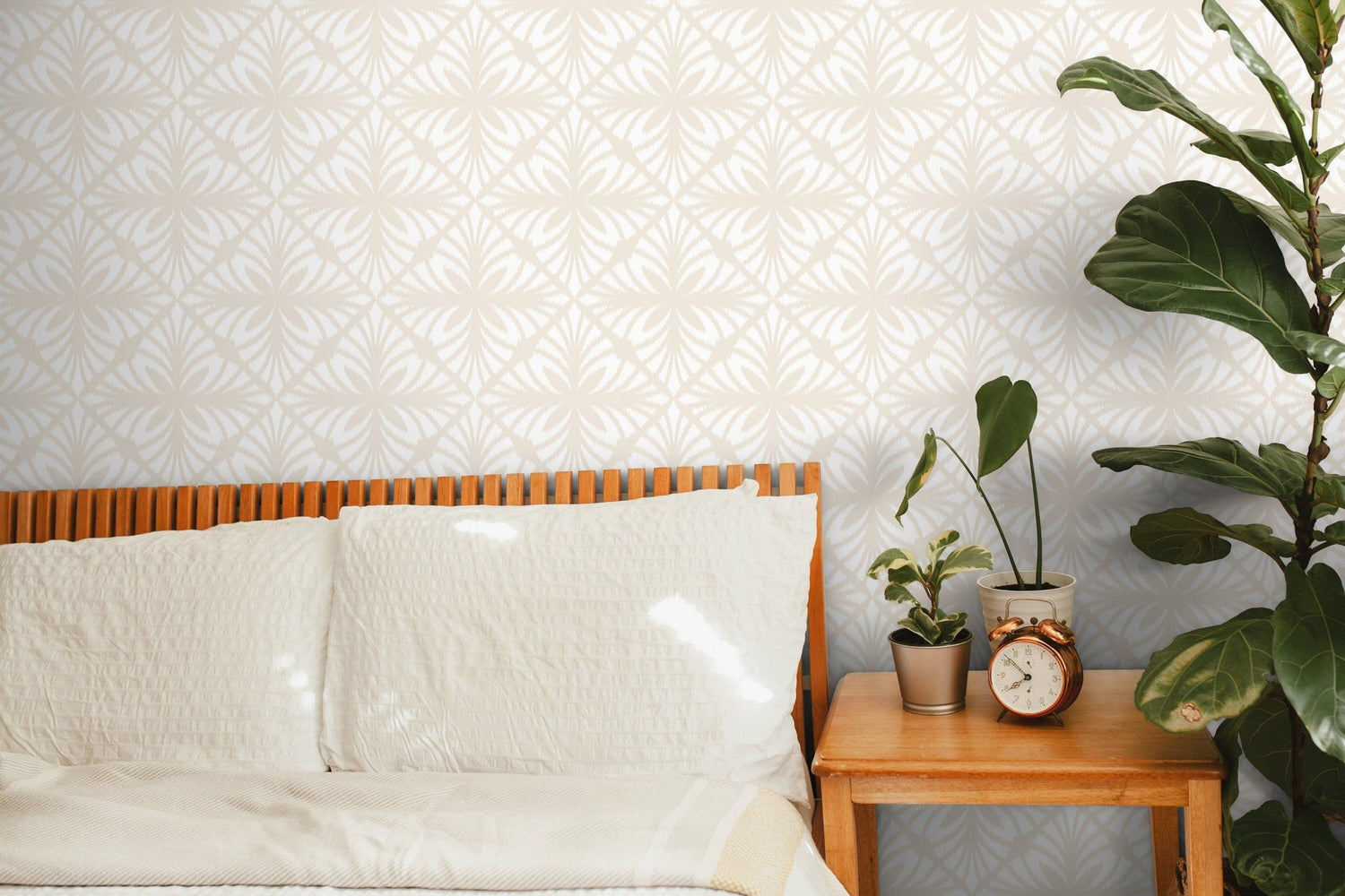 Elegant Beige Floral Geometric Wallpaper - C748 - WallTrend