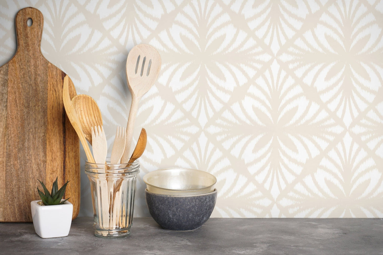 Elegant Beige Floral Geometric Wallpaper - C748 - WallTrend