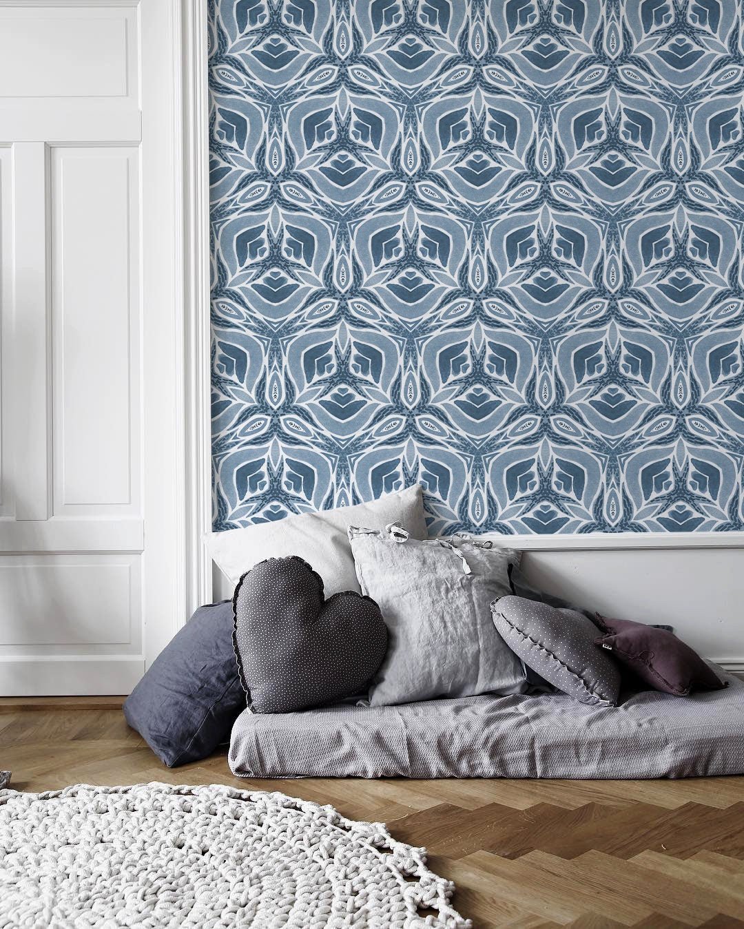 Elegant Blue Abstract Floral Wallpaper - X043 - WallTrend