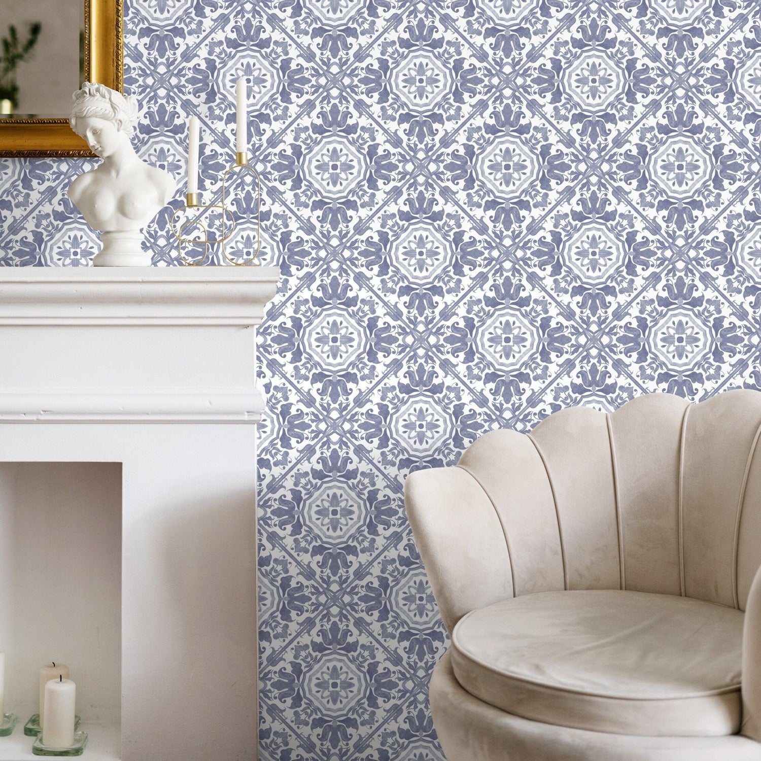 Elegant Damask Flourish Wallpaper - A110 - WallTrend