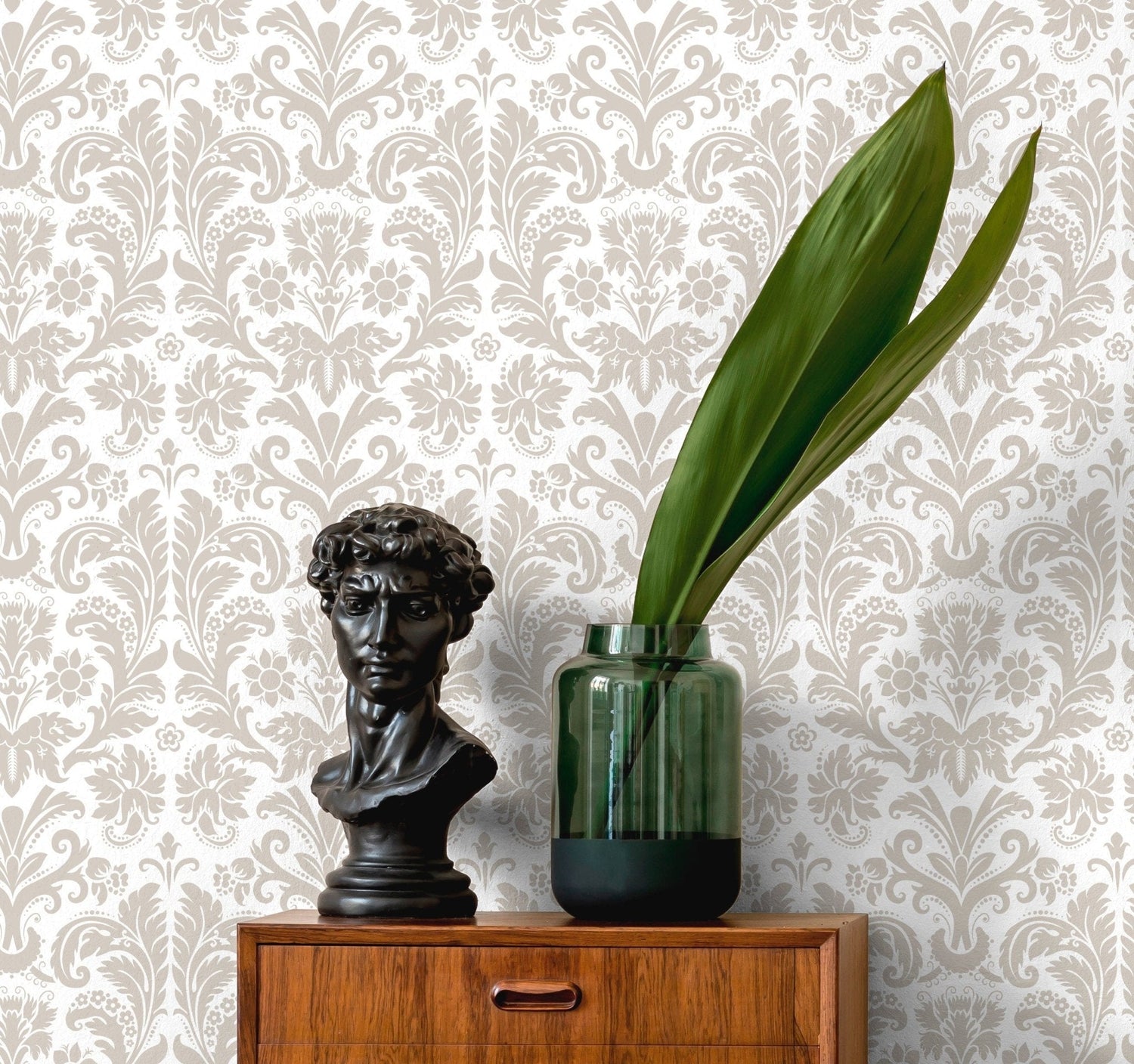 Elegant Damask Pattern Wallpaper - C450 - WallTrend