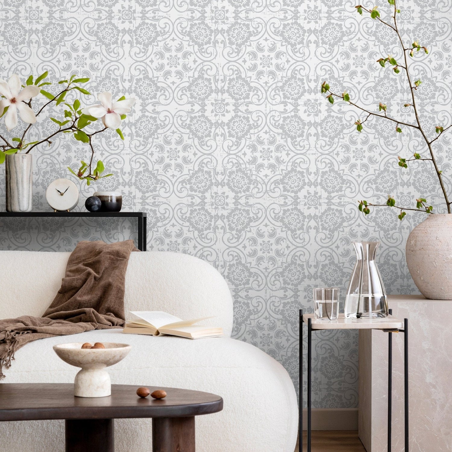 Elegant Damask Wallpaper - A609 - WallTrend