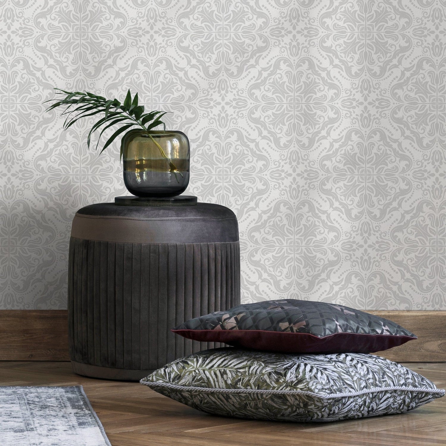 Elegant Damask Wallpaper - A900 - WallTrend