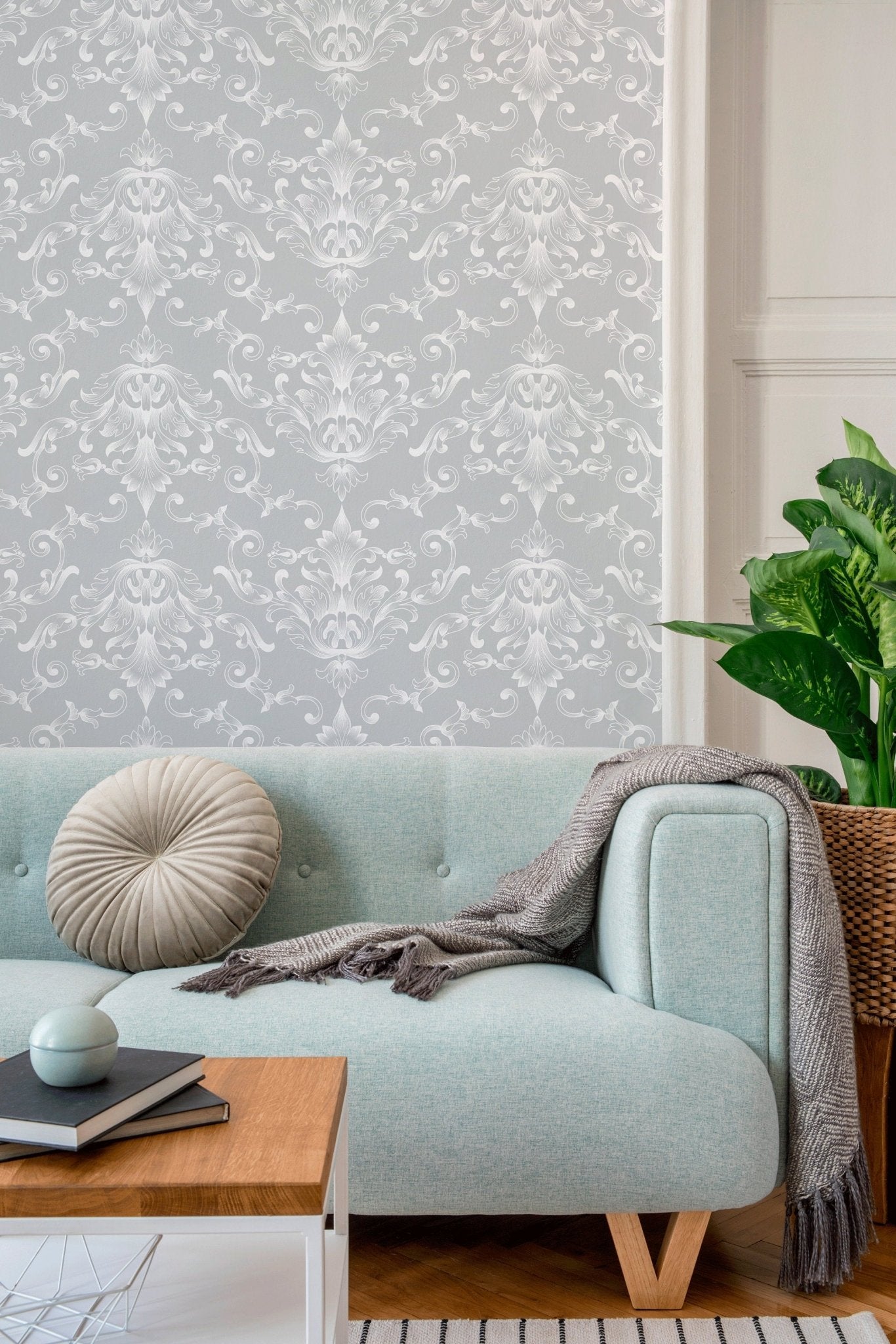 Elegant Damask Wallpaper - B619 - WallTrend