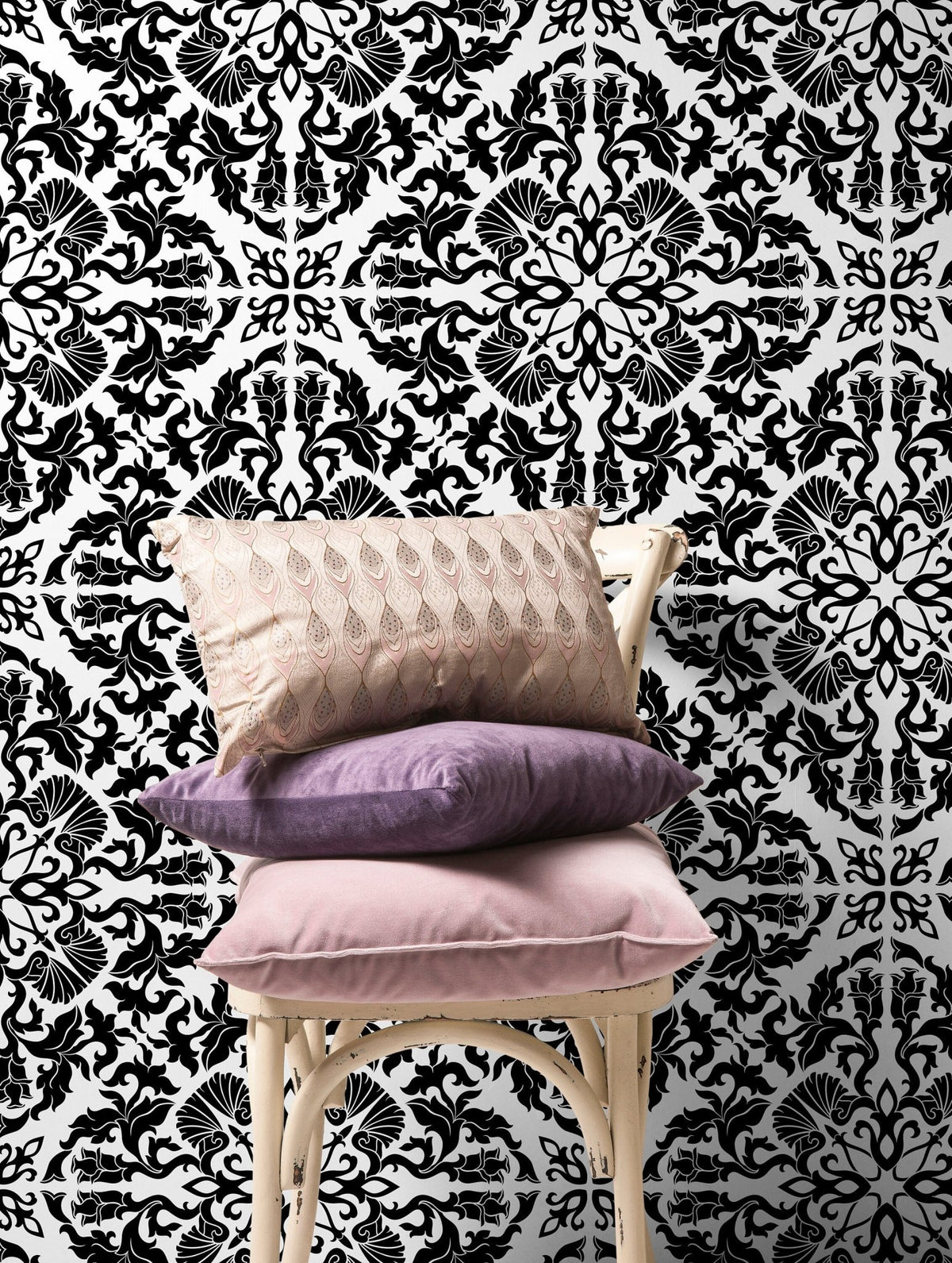 Elegant Damask Wallpaper - C226 - WallTrend