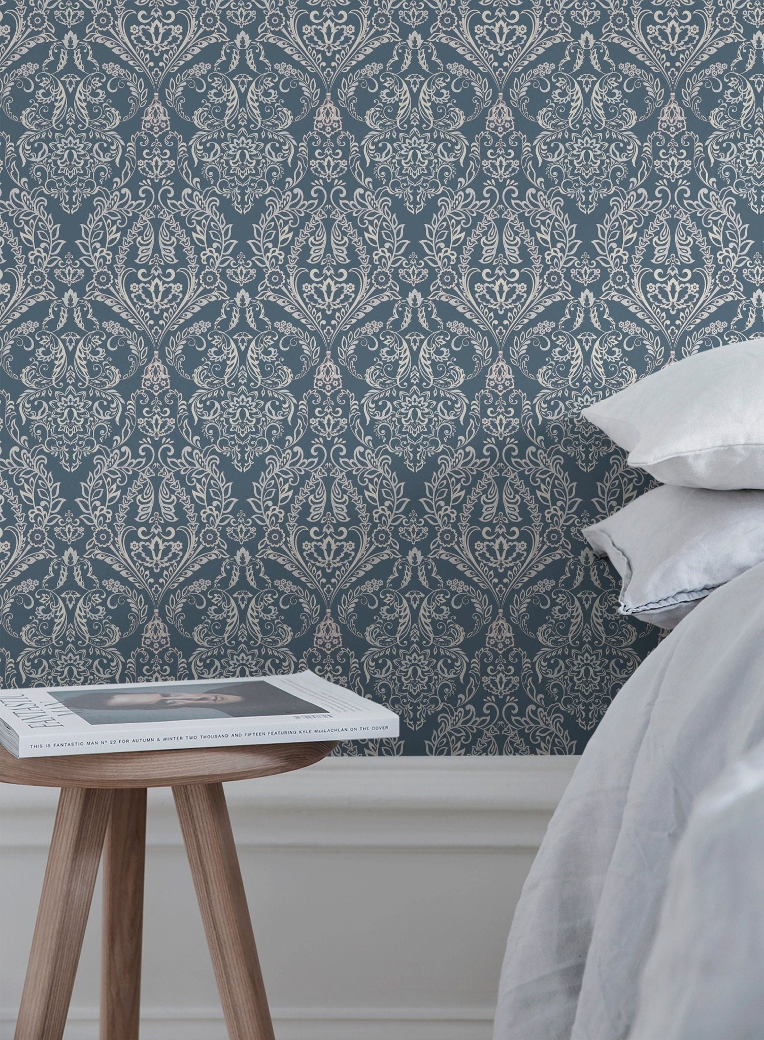 Elegant Damask Wallpaper - C384 - WallTrend