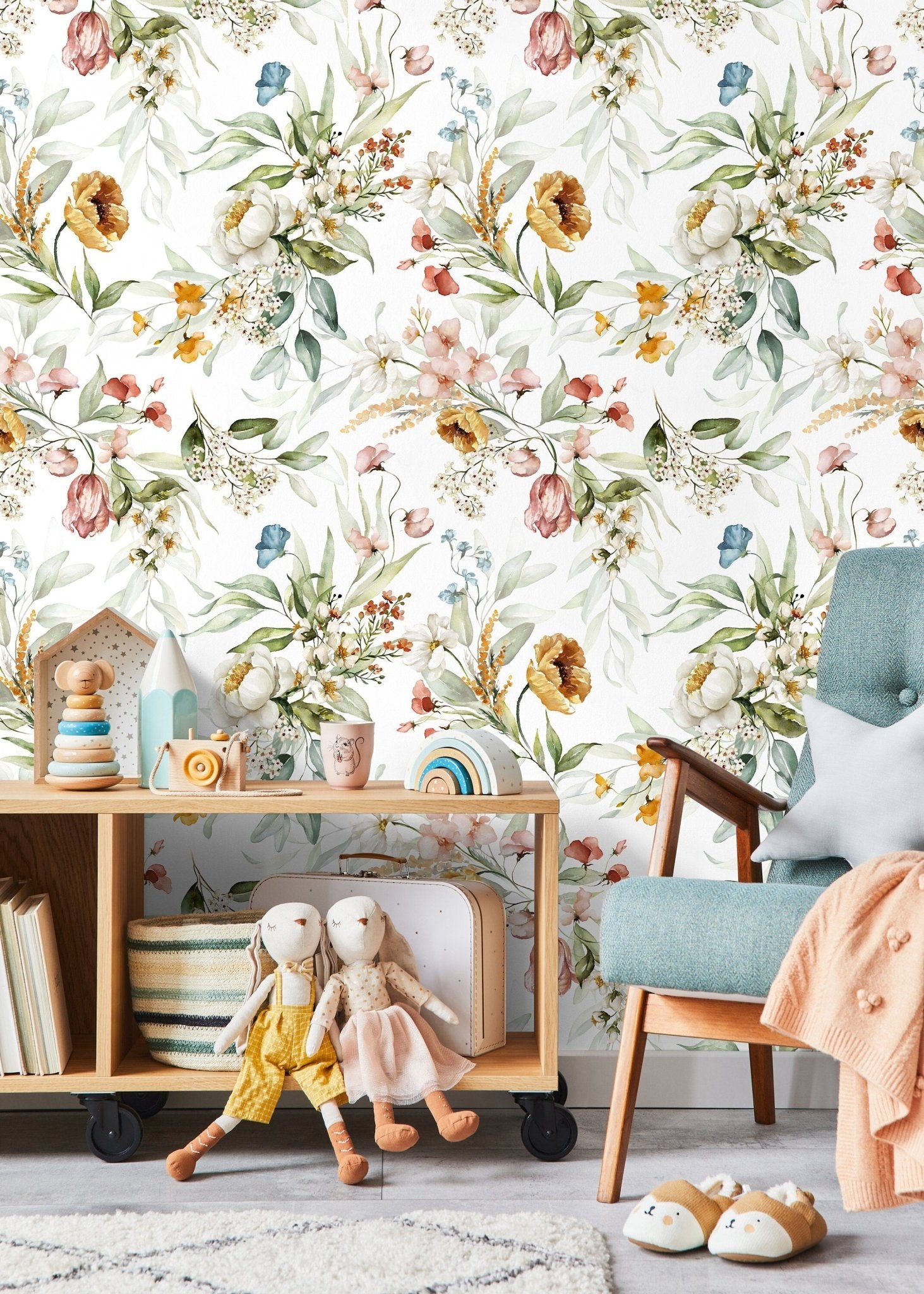 Elegant Floral Bouquet Wallpaper - C826 - WallTrend