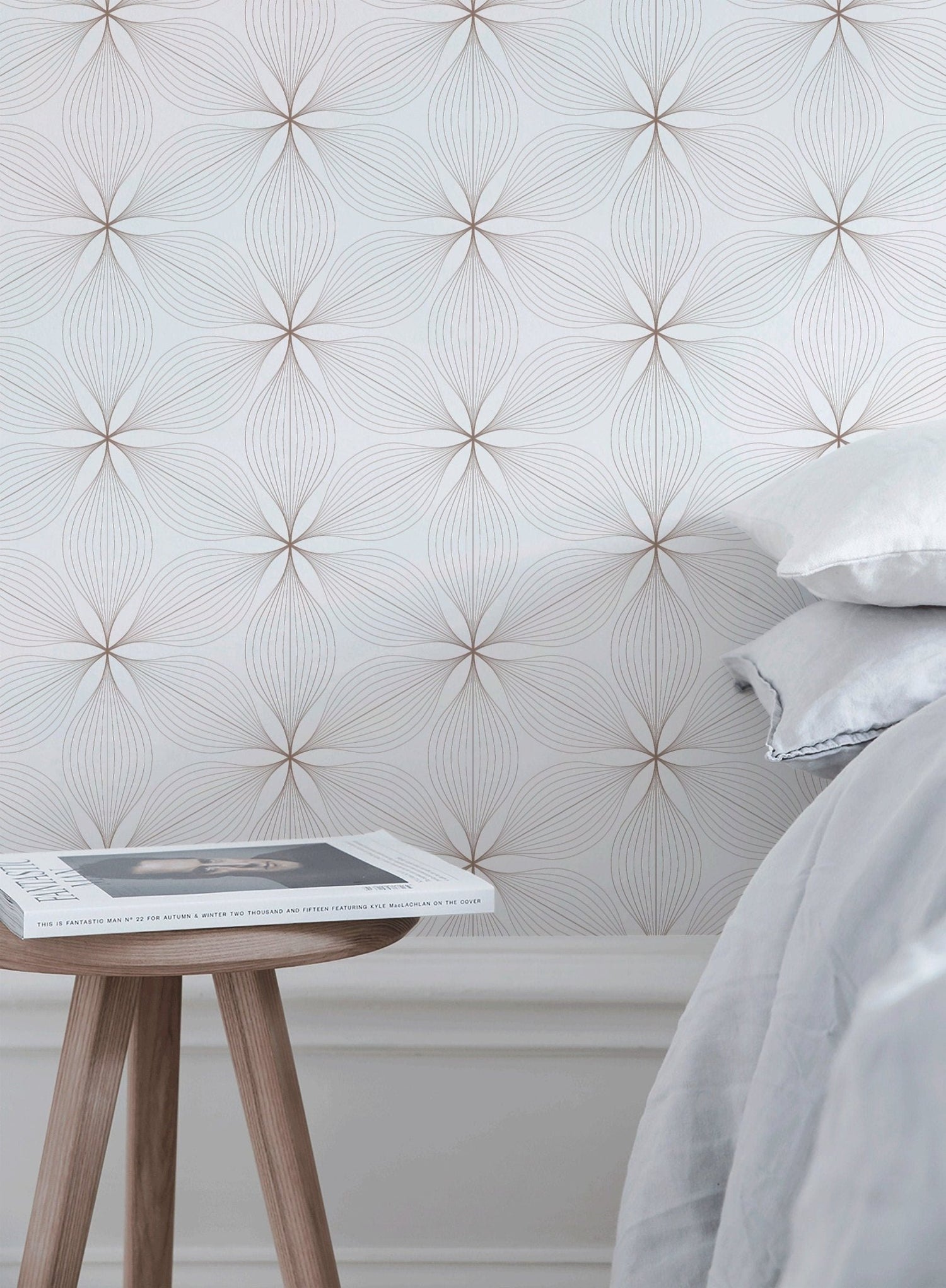 Elegant Floral Lines Wallpaper - B838 - WallTrend