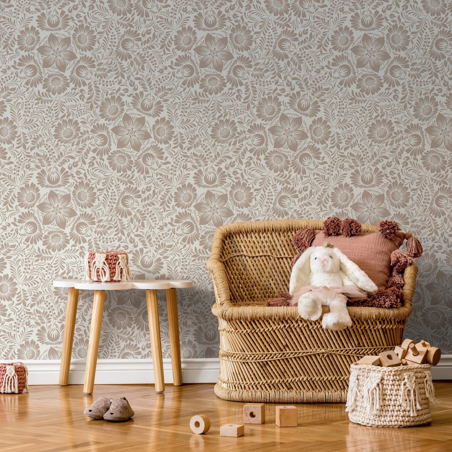 Elegant Floral Pattern Wallpaper - D069 - WallTrend