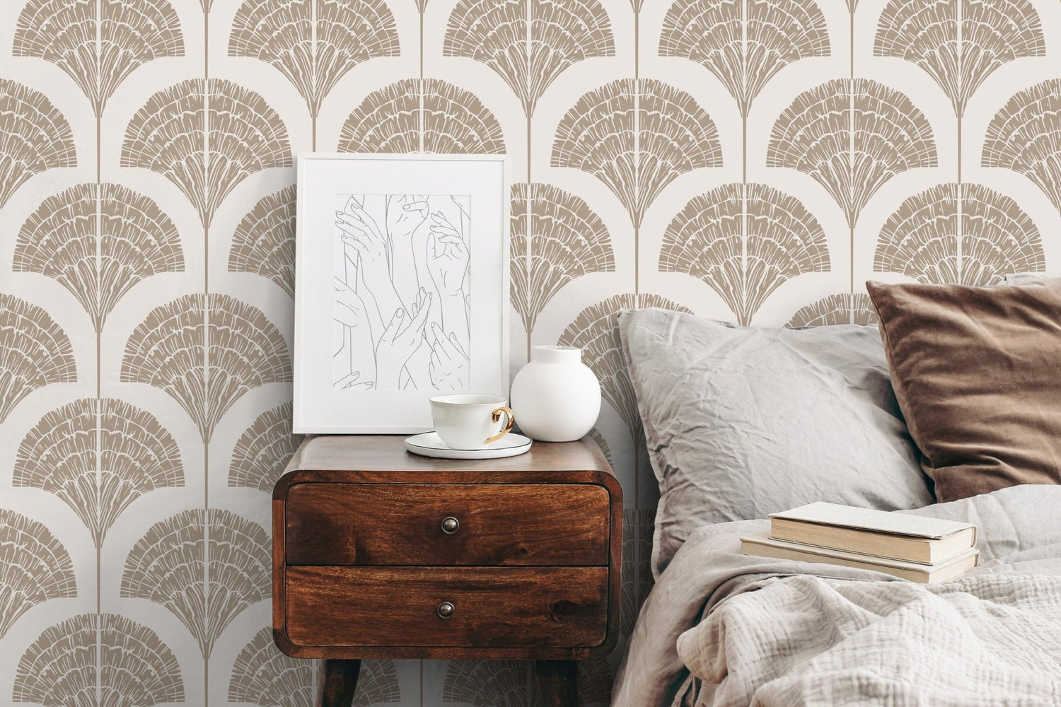 Elegant Ginkgo Leaf Wallpaper - C503 - WallTrend