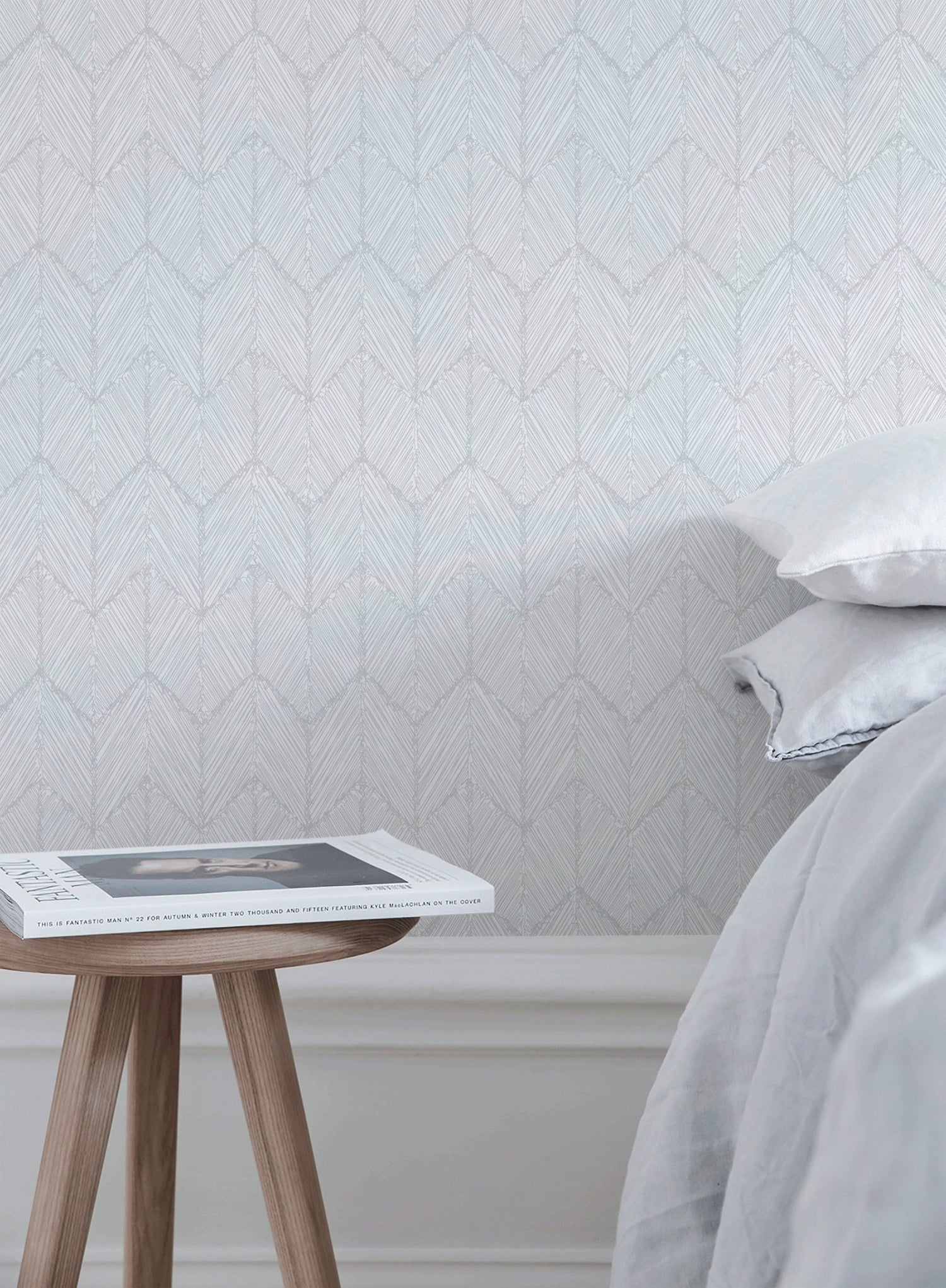 Elegant Herringbone Wallpaper - B797 - WallTrend