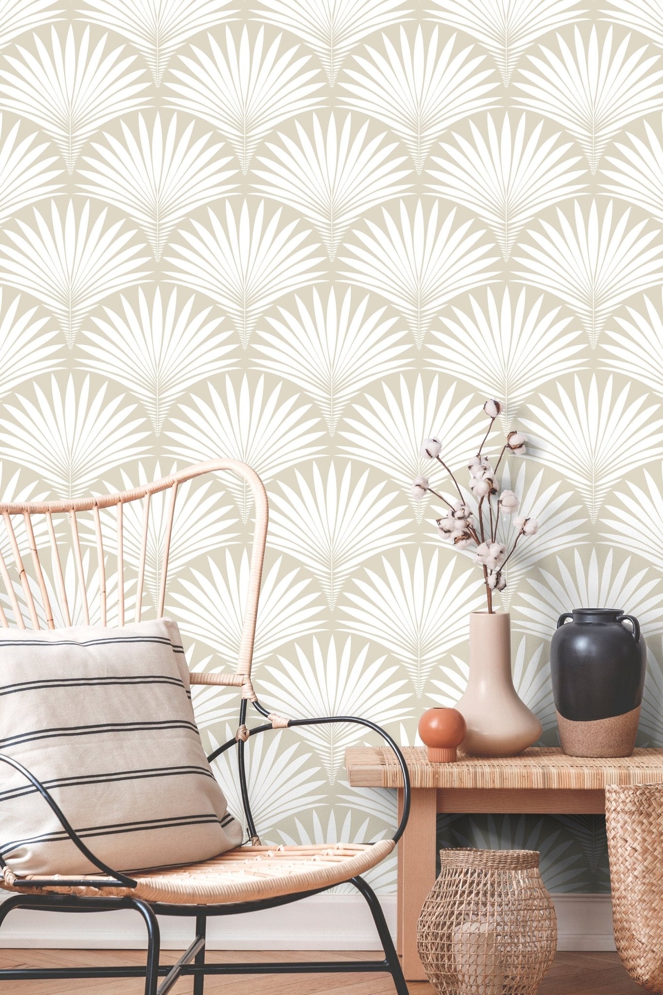 Elegant Palm Fan Wallpaper - C019 - WallTrend