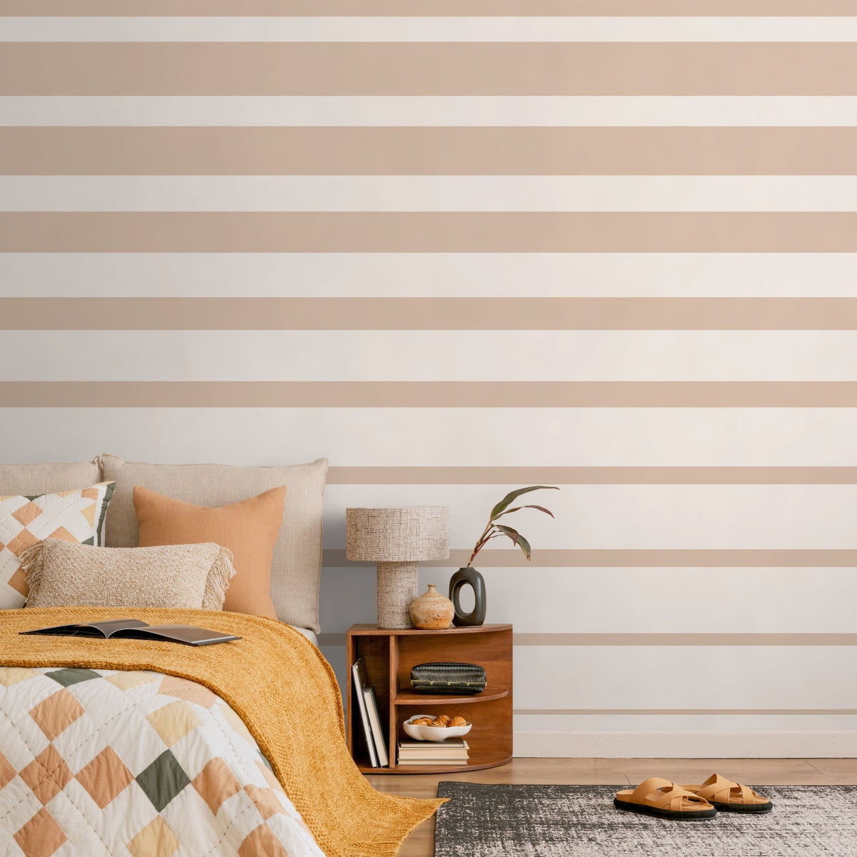 Elegant Striped Pattern Wallpaper - D730 - WallTrend