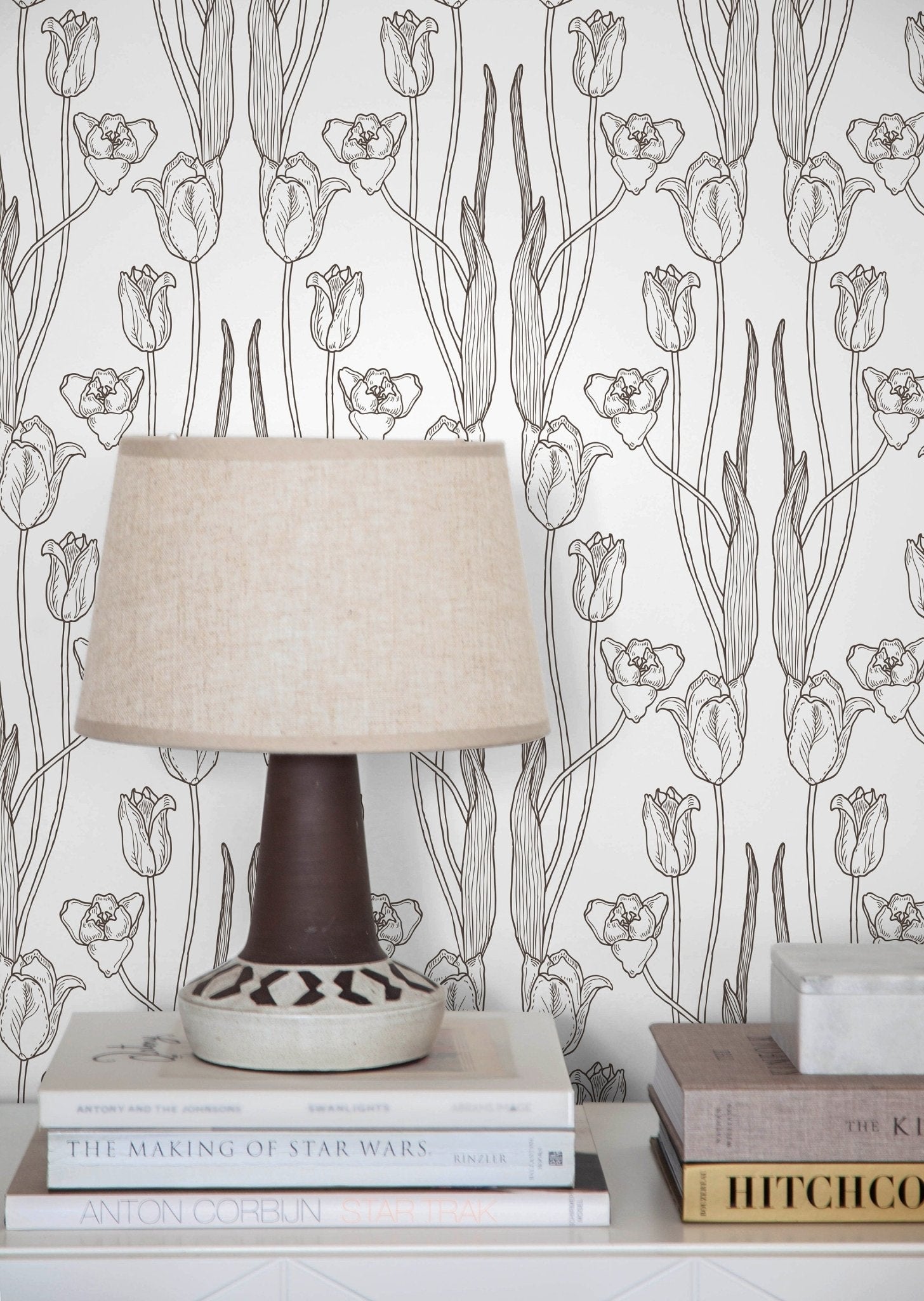 Elegant Tulip Sketch Wallpaper - C391 - WallTrend
