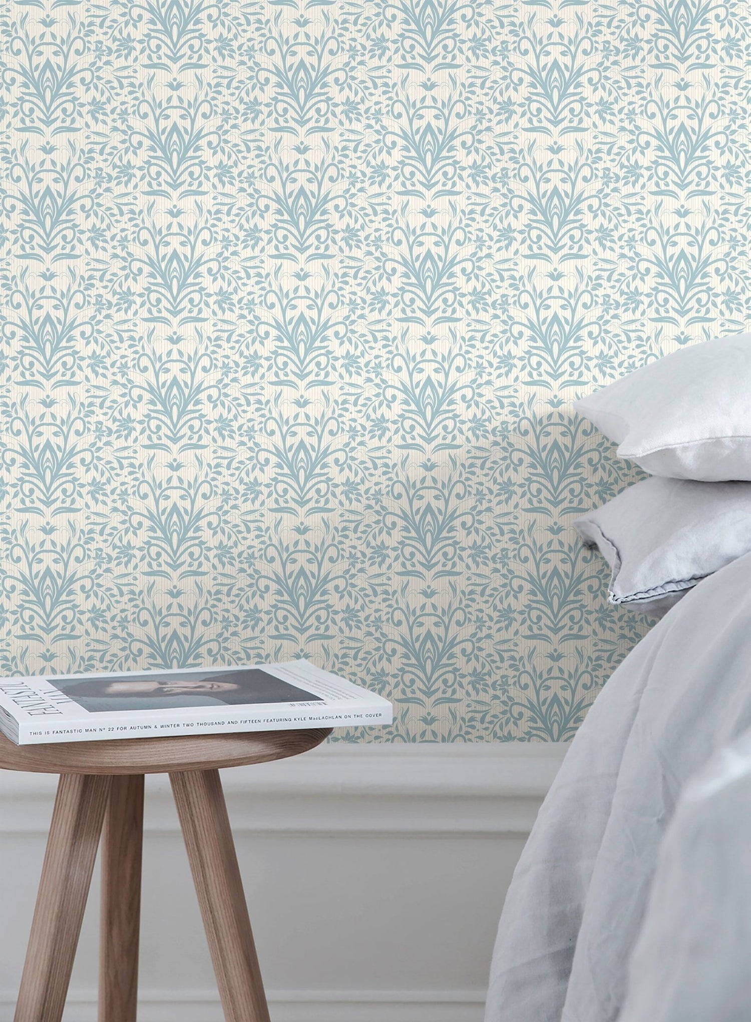 Elegant Victorian Damask Wallpaper - C308 - WallTrend