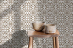 Elegant Victorian Fleur - de - lis Wallpaper - C191 - WallTrend