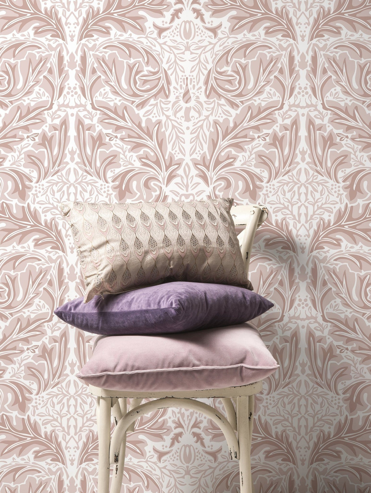 Elegant Victorian Floral Wallpaper - D267 - WallTrend