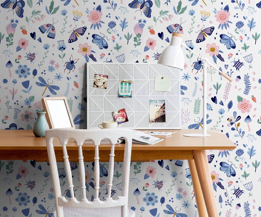 Enchanted Garden Wallpaper - B530 - WallTrend