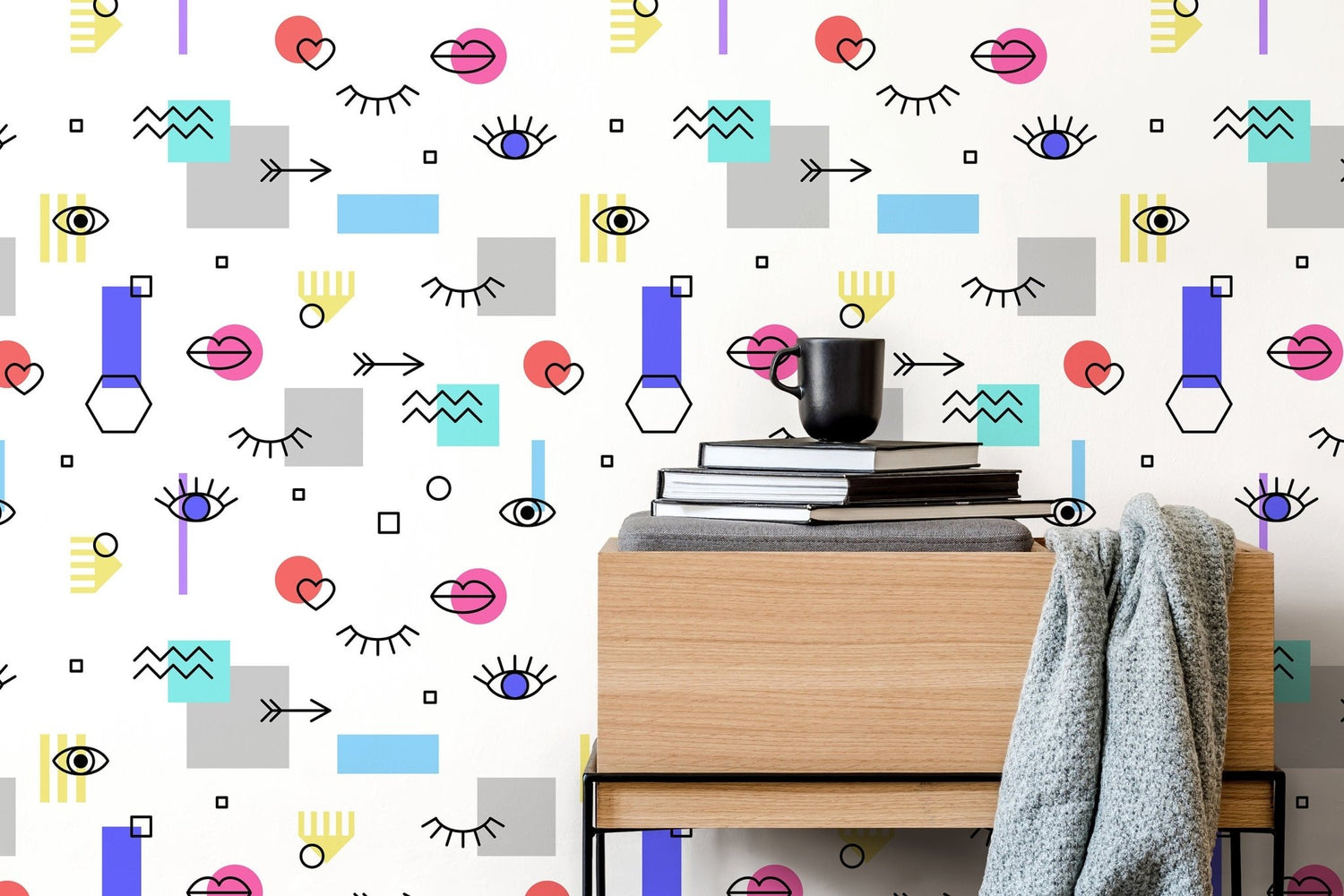 Eye and Lips Pop Art Wallpaper - B364 - WallTrend