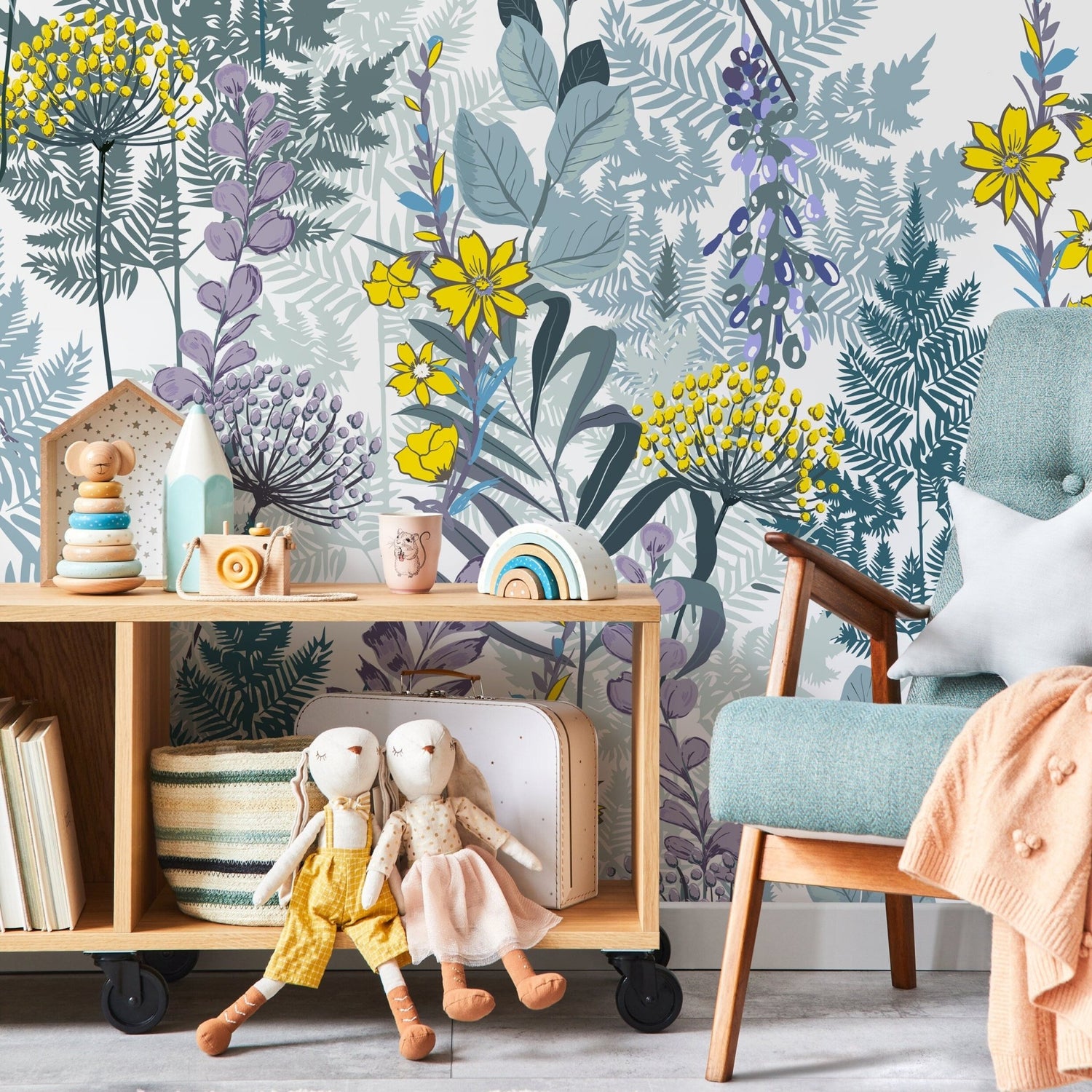 Floral Delight Wallpaper - B416 - WallTrend