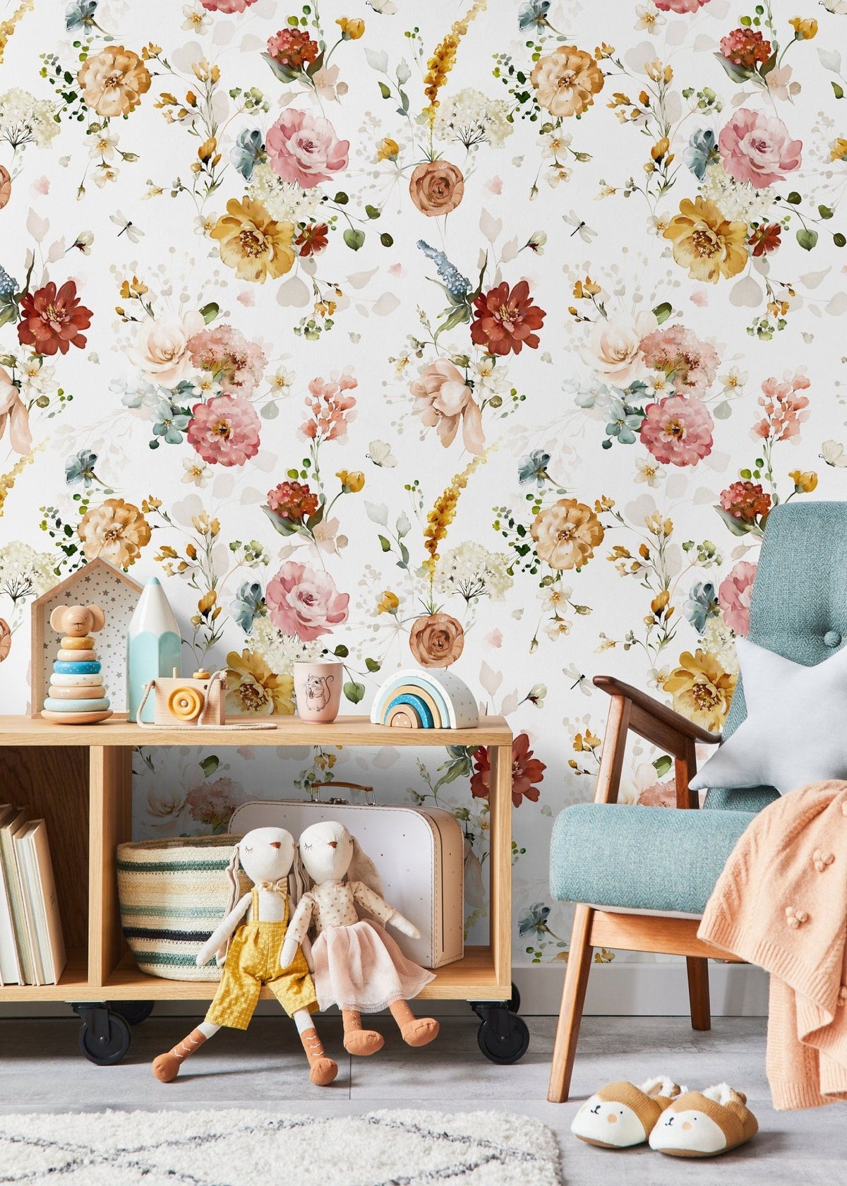 Floral Delight Wallpaper - C821 - WallTrend