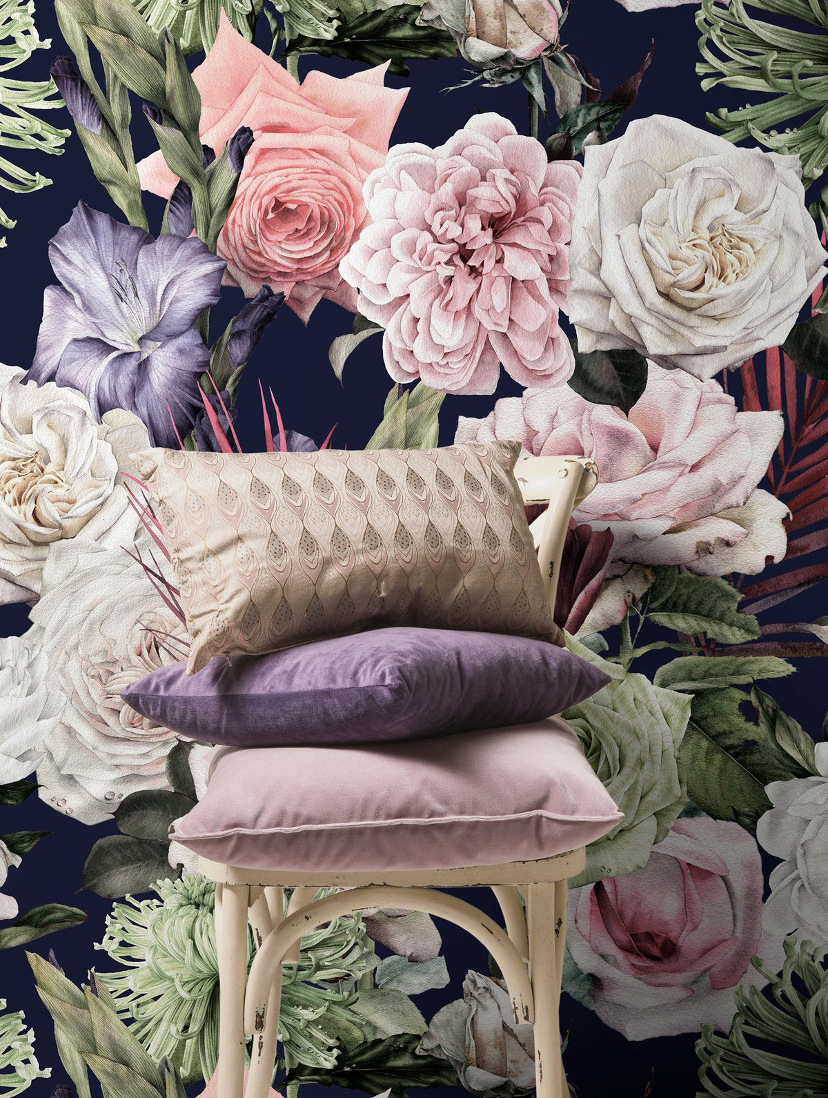 Floral Elegance Wallpaper - B180 - WallTrend