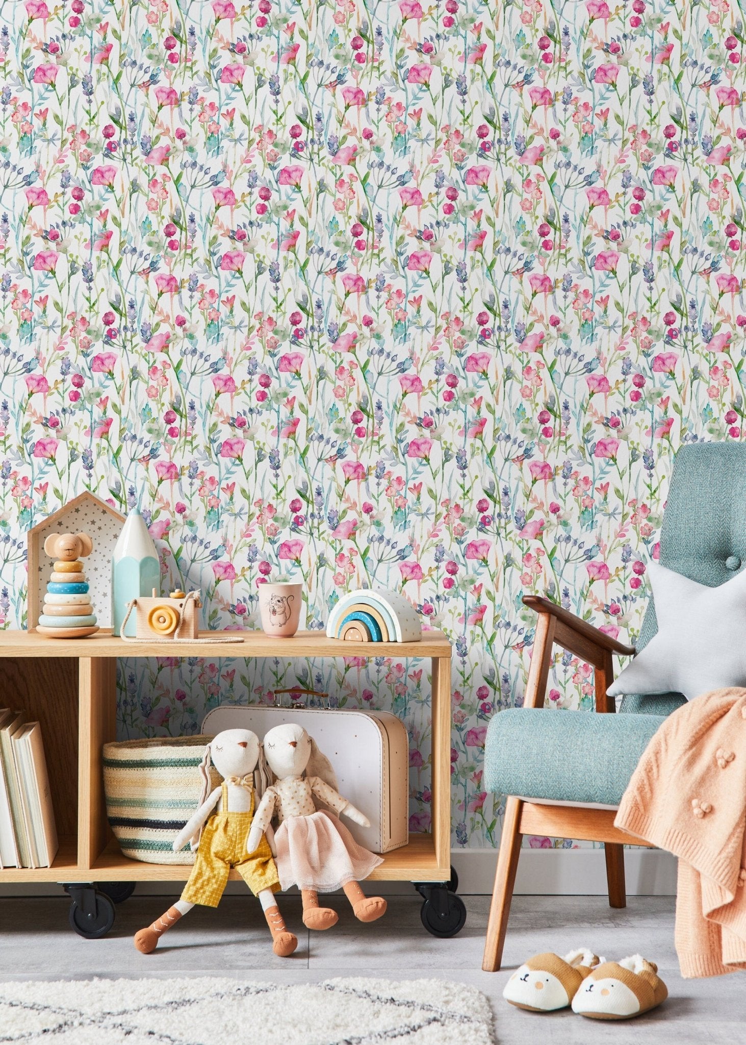 Floral Elegance Wallpaper - C800 - WallTrend